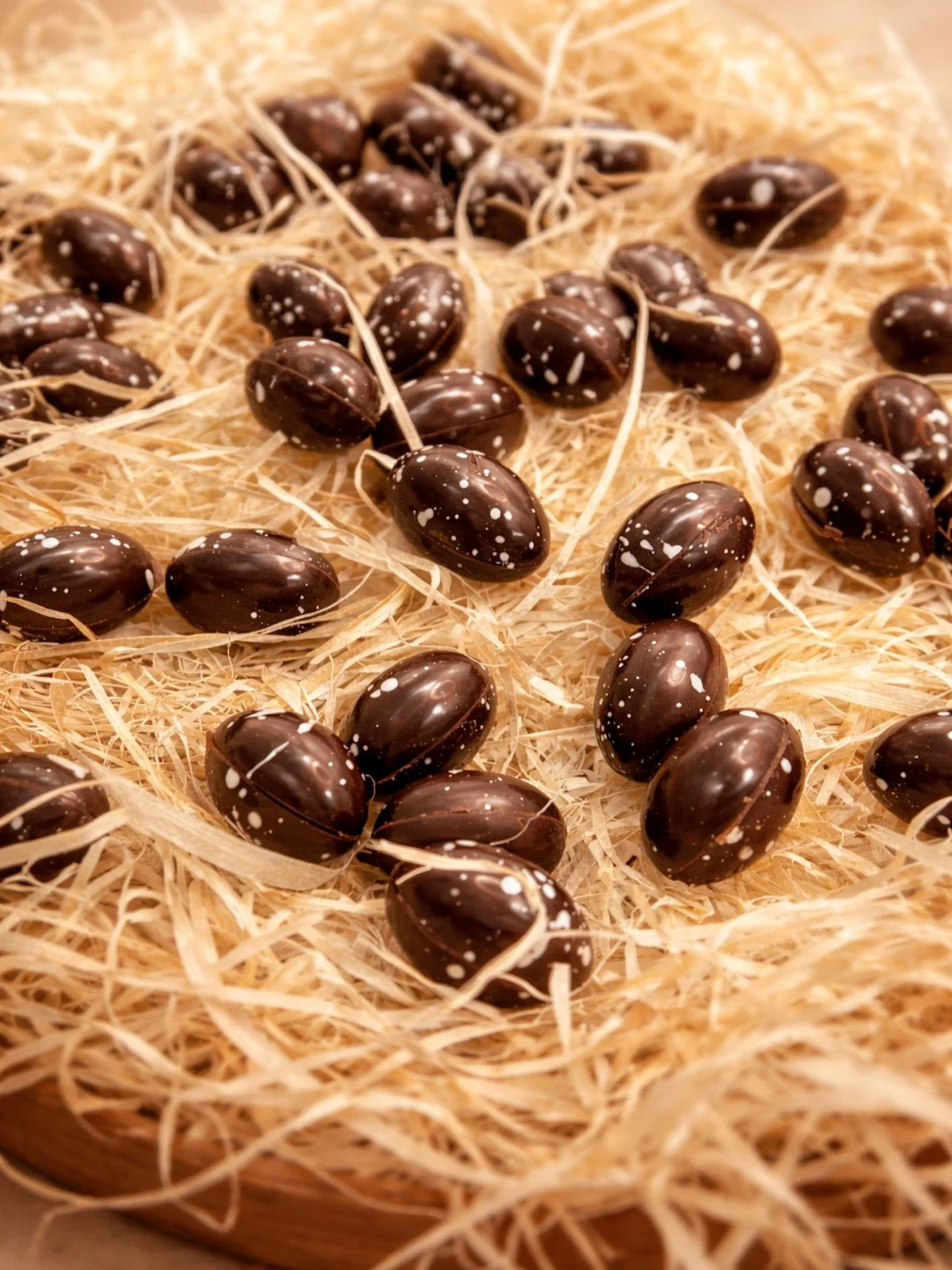 Shell we tempt you&hellip; one last time? 😉

A crisp dark chocolate shell (54.5%) with a roasted hazelnut &amp; almond praline centre

They&rsquo;re fully plant based, and honestly&hellip; very hard to stop at one!

Final week to order and we&rsquo;