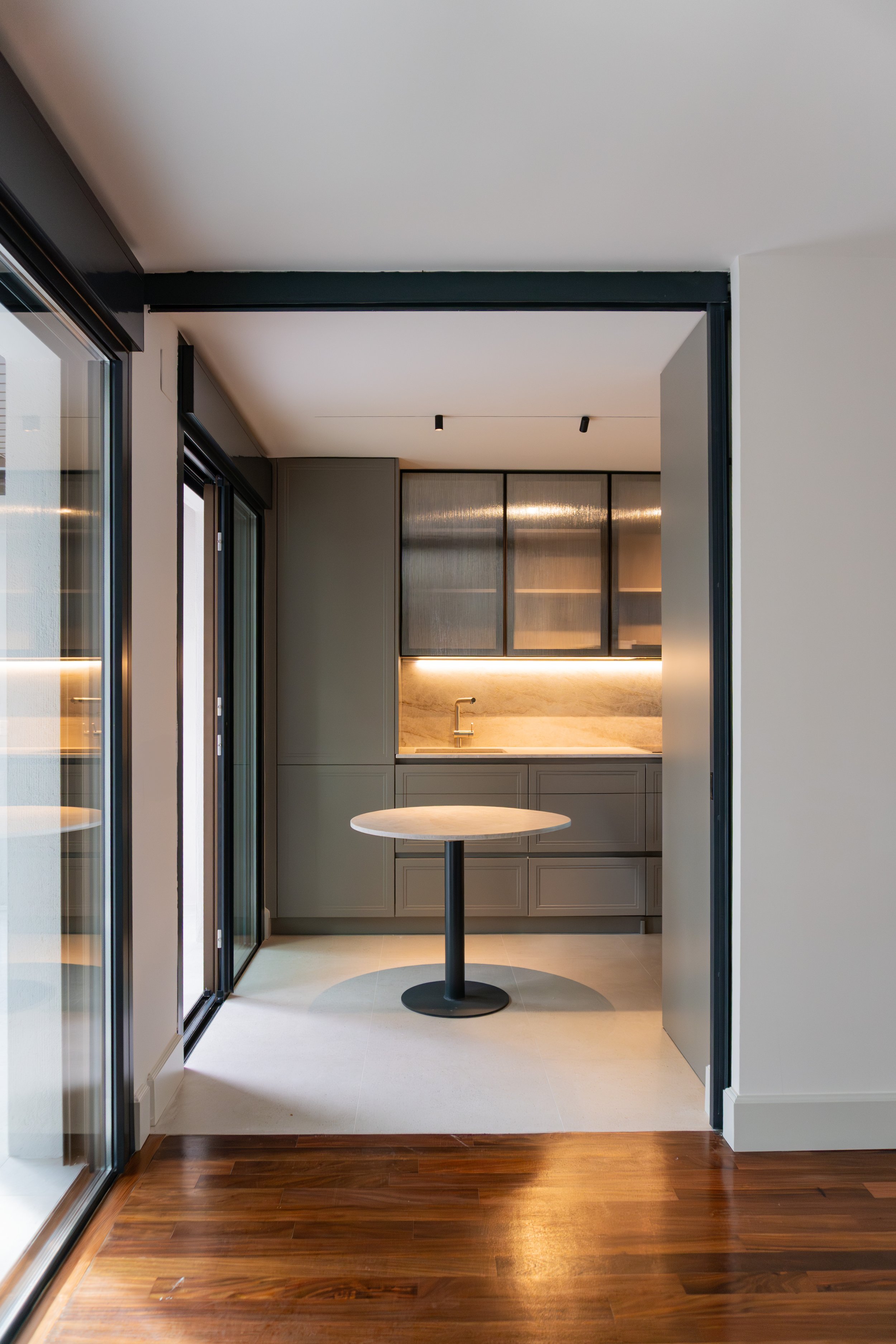 Ubicación: Calle Acamar (Aravaca, Madrid). Superficie:330m2 Año: 2025 Trabajo: Reforma en vivienda.