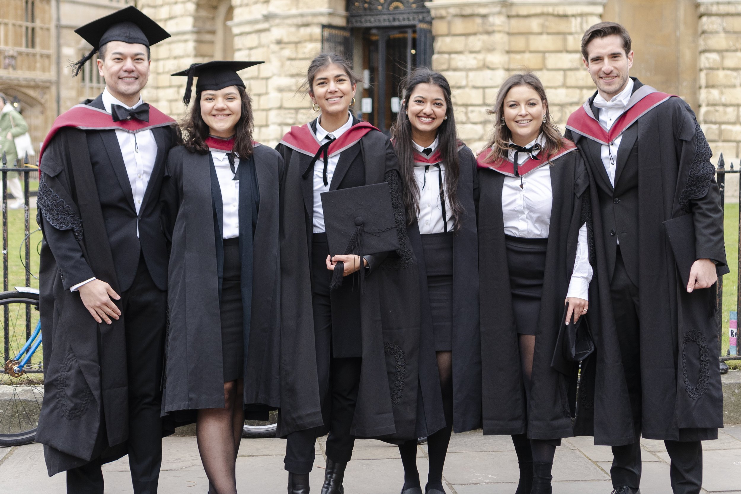 Hafeezah's Univeristy of Oxford Graduation - Jay Anderson Portrait Photography & Film Oxford.jpg