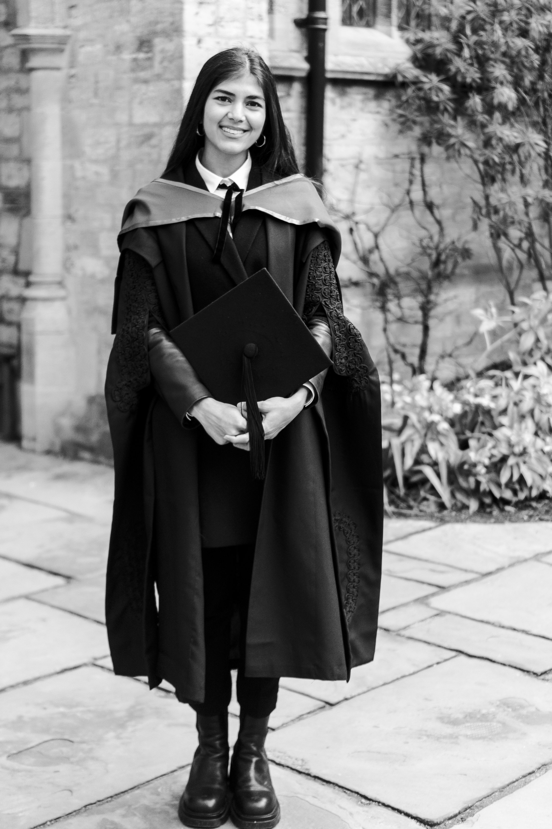 Hafeezah's Univeristy of Oxford Graduation - Jay Anderson Portrait Photography & Film Oxford-107.jpg