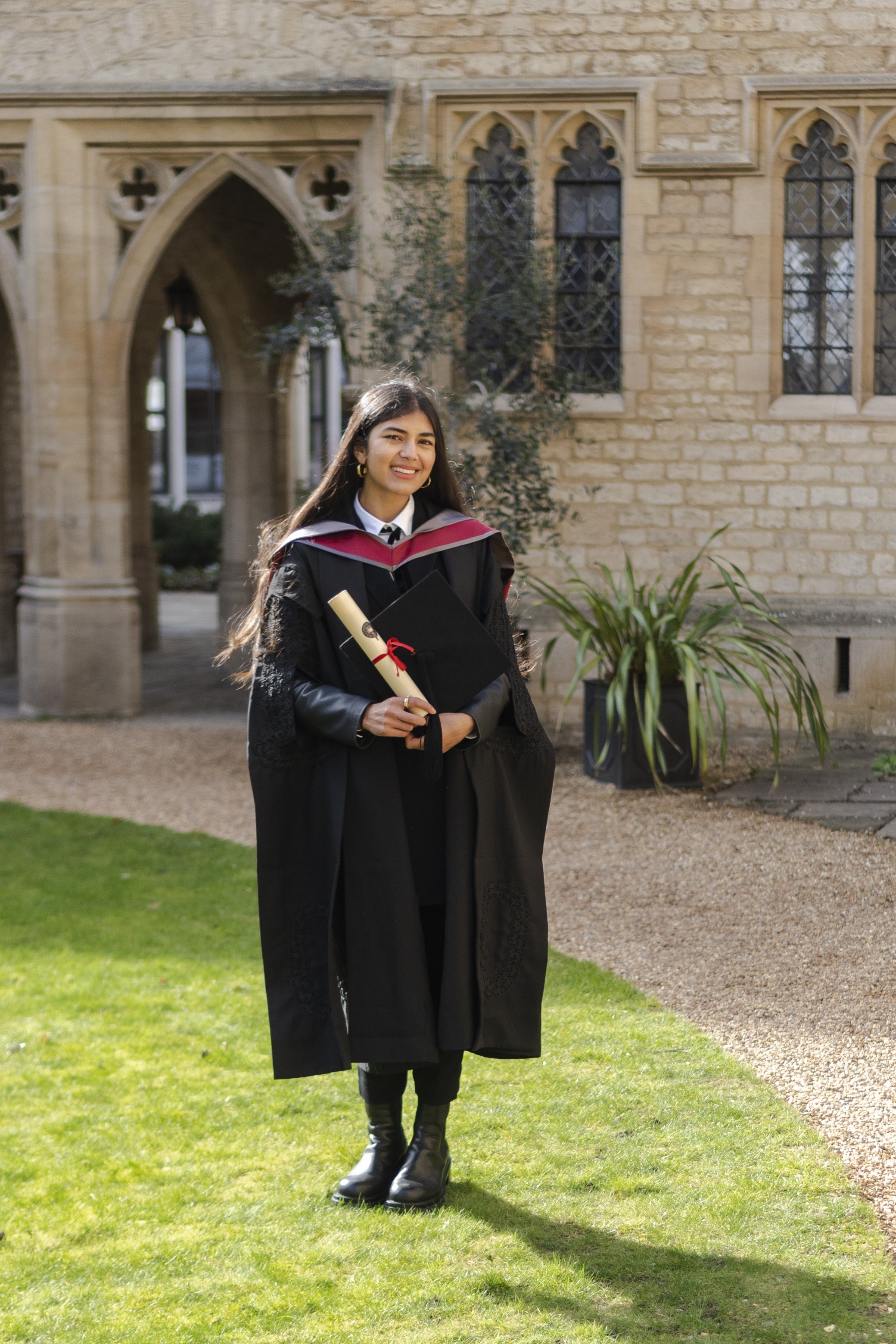 Hafeezah's Univeristy of Oxford Graduation - Jay Anderson Portrait Photography & Film Oxford-114.jpg