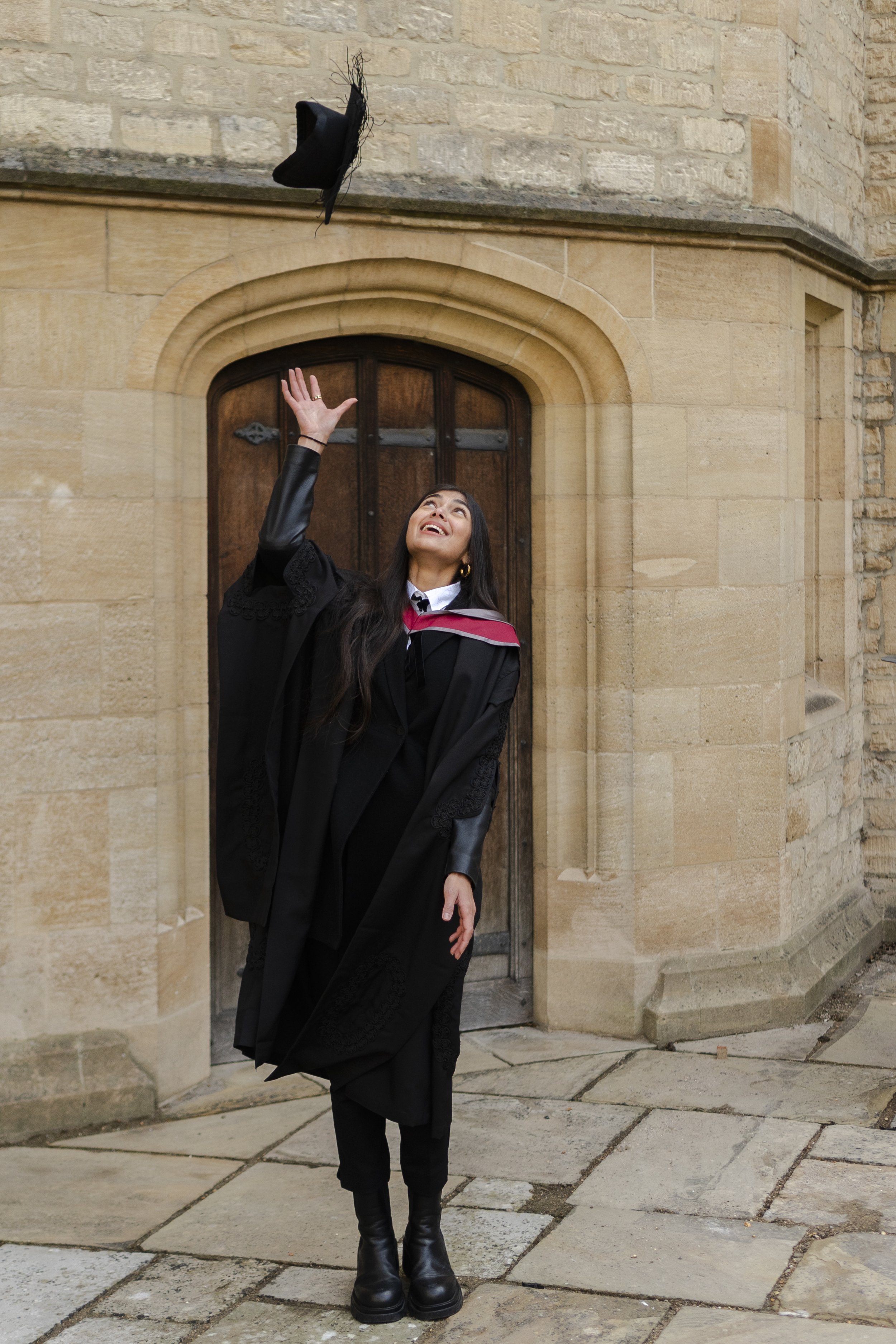 Hafeezah's Univeristy of Oxford Graduation - Jay Anderson Portrait Photography & Film Oxford-131.jpg