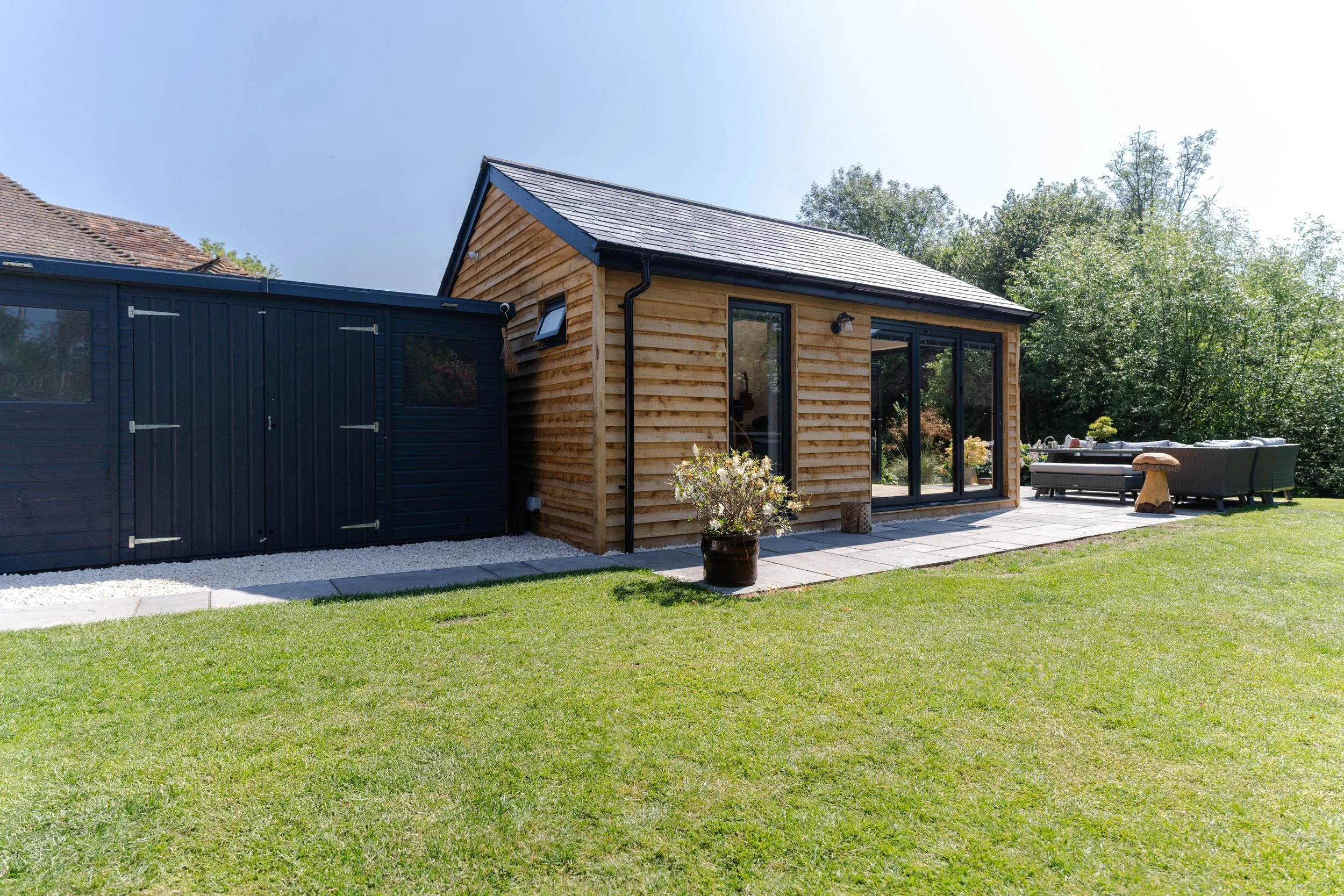 New Garden Room Company - Riverside Cottage Garden House - Jay Anderson Commercial Photography & Film Oxfordshire 07.jpg