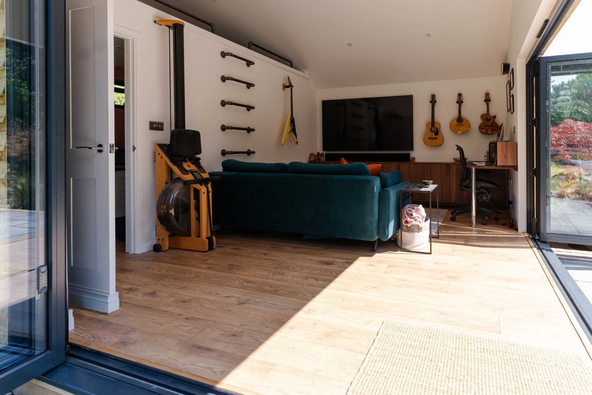 New Garden Room Company - Riverside Cottage Garden House - Jay Anderson Commercial Photography & Film Oxfordshire 19.jpg