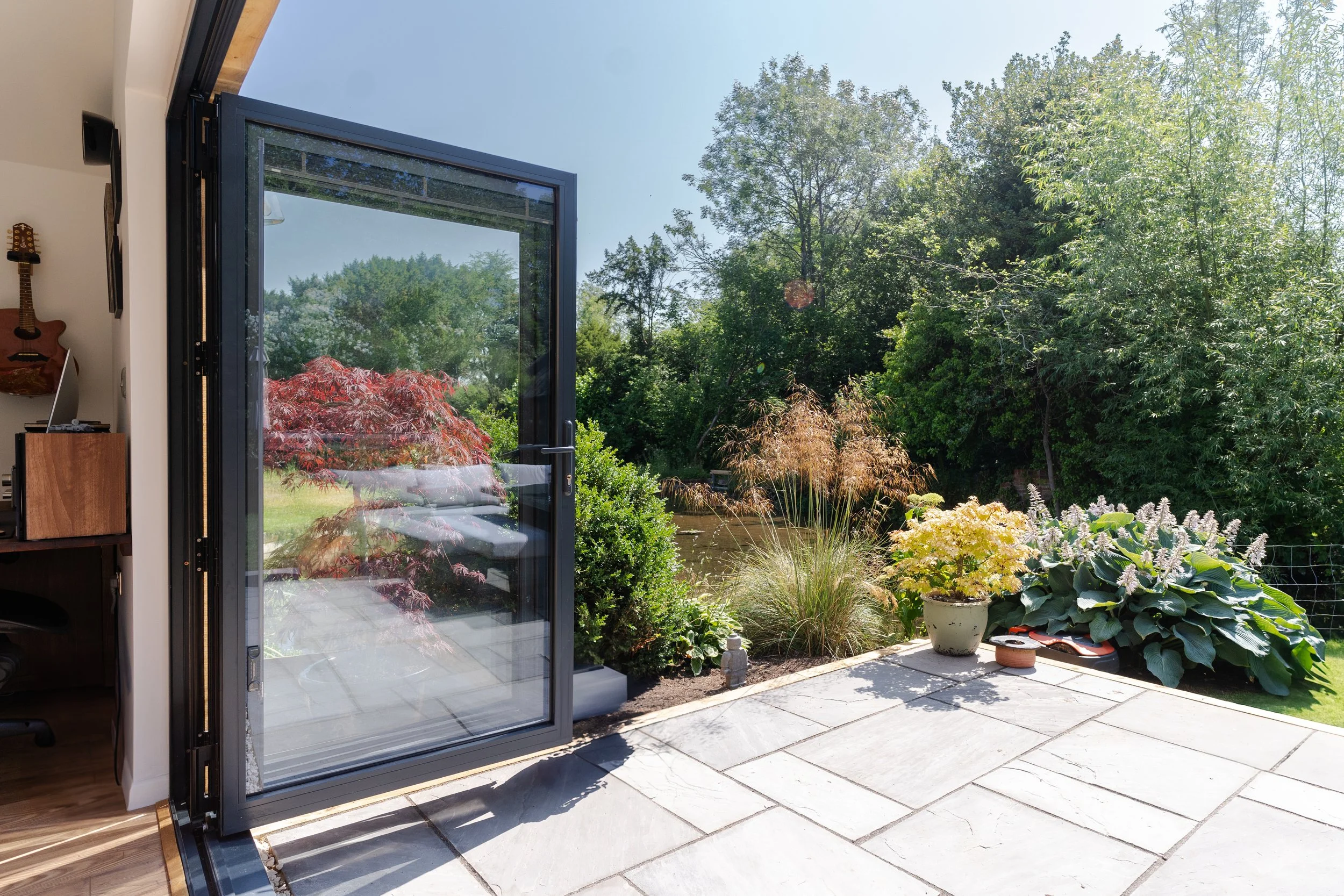 New Garden Room Company - Riverside Cottage Garden House - Jay Anderson Commercial Photography & Film Oxfordshire 30.jpg