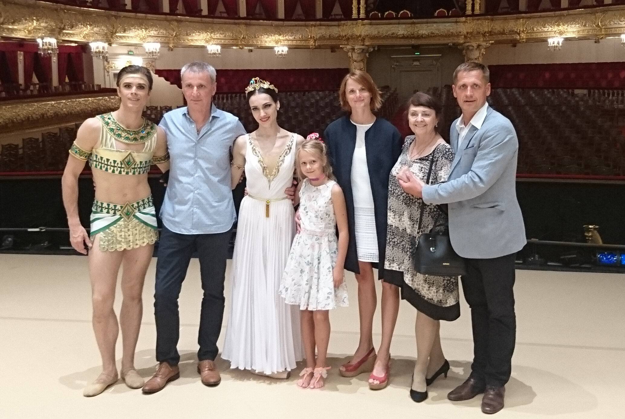 T. Edur with Ljudmilla Semenyaka, Makhar Vaziev, Youlia Stepanova, Artjom Ovcharenko, Alena Shkatula, Elizabeth Edur at the Bolshoi Theatre "Pharaoh's Daughter"