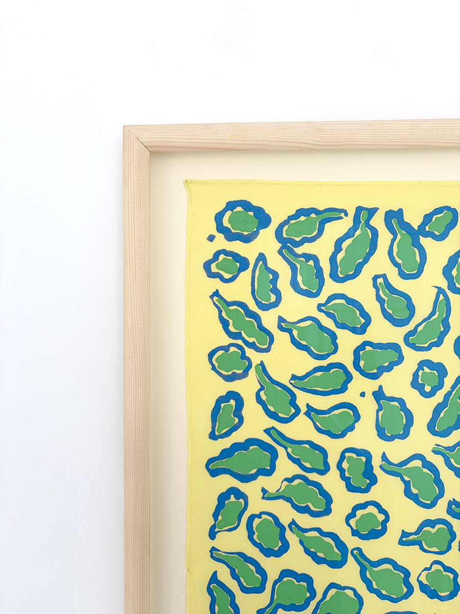 yellow-scarf-framed-detail.png