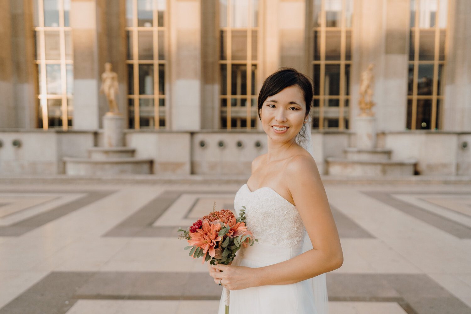 Bride Palais de Chaillot Paris France