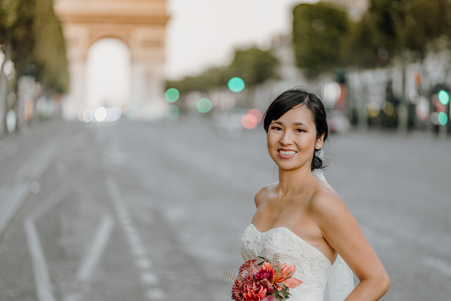 Bride Arc de Triomphe Paris France
