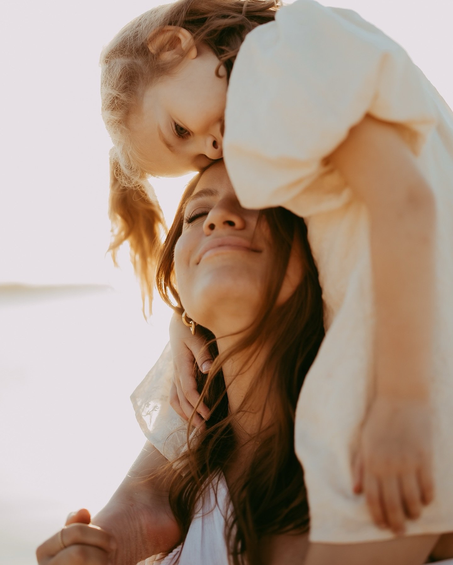 It&rsquo;s always the mummas for me 

🥹🫶🏻

I see you 

I am you 

I know what you hold 

I know what you have to put down

I know the exhaustion

I know the obsession 

I know the sacrifice 

I see you 

I hope you see yourself in my images 

I ho