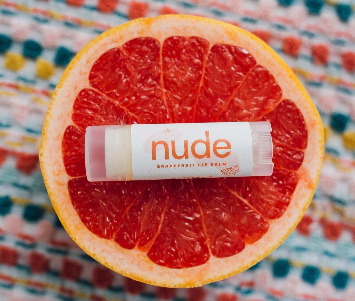 How are we feeling about Grapefruit these days? 😍 deciding if it&rsquo;ll be a seasonal scent or if you all love it enough to keep it year round&hellip;comment below!
