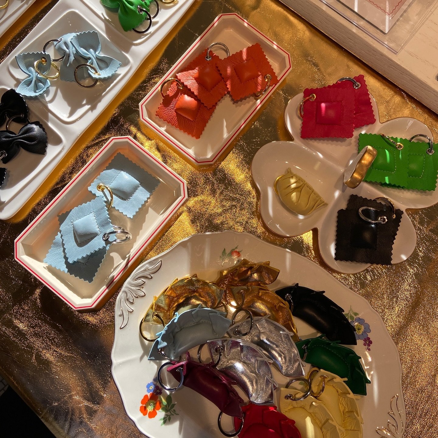 Just wanted to take a moment to express my immense gratitude for all the orders that have poured in over the last month. My two hands have made countless (hundreds 😚) little pasta keychains that many of you will find in your stockings this season! A