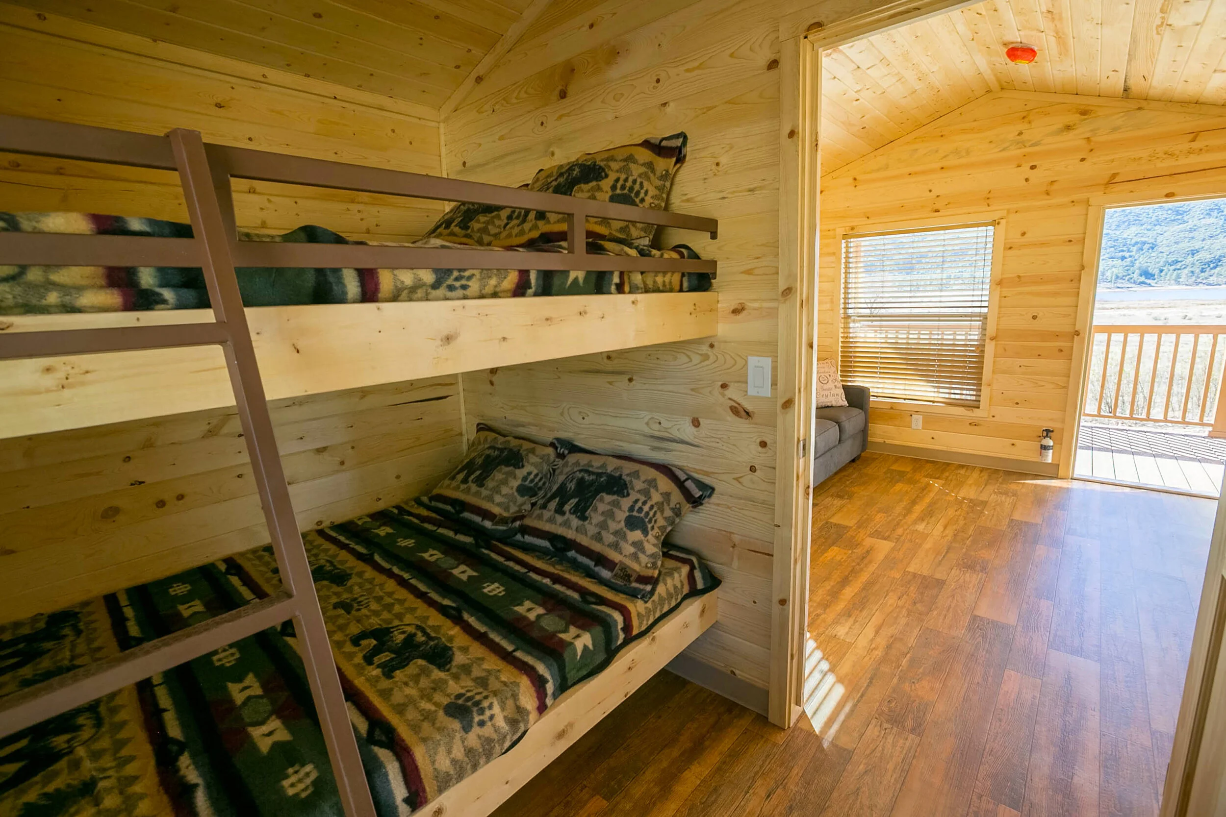 Lake View Cabins — Lake Hemet