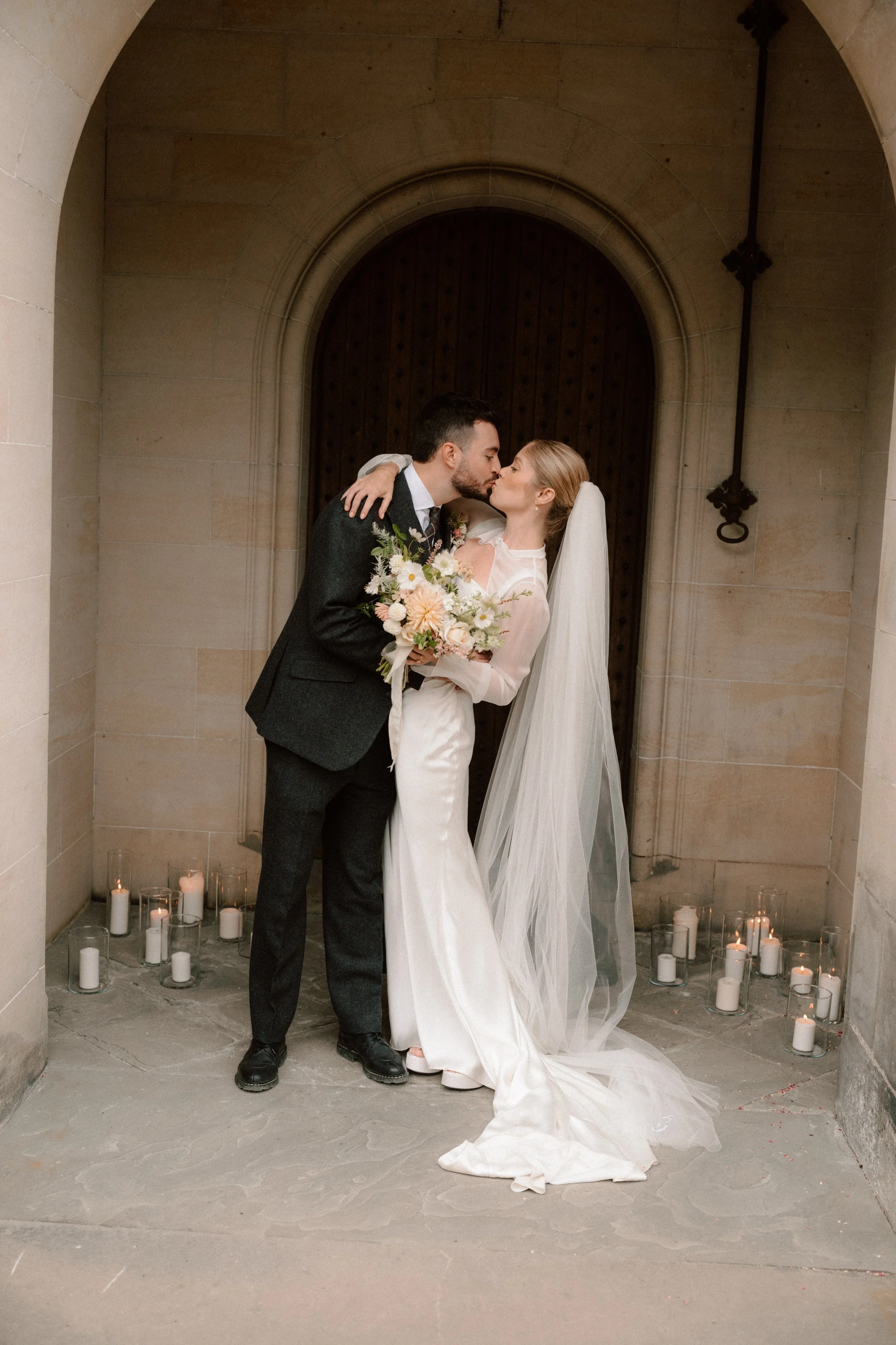 Barnbougle-Castle-Wedding-Couple-Photos-1