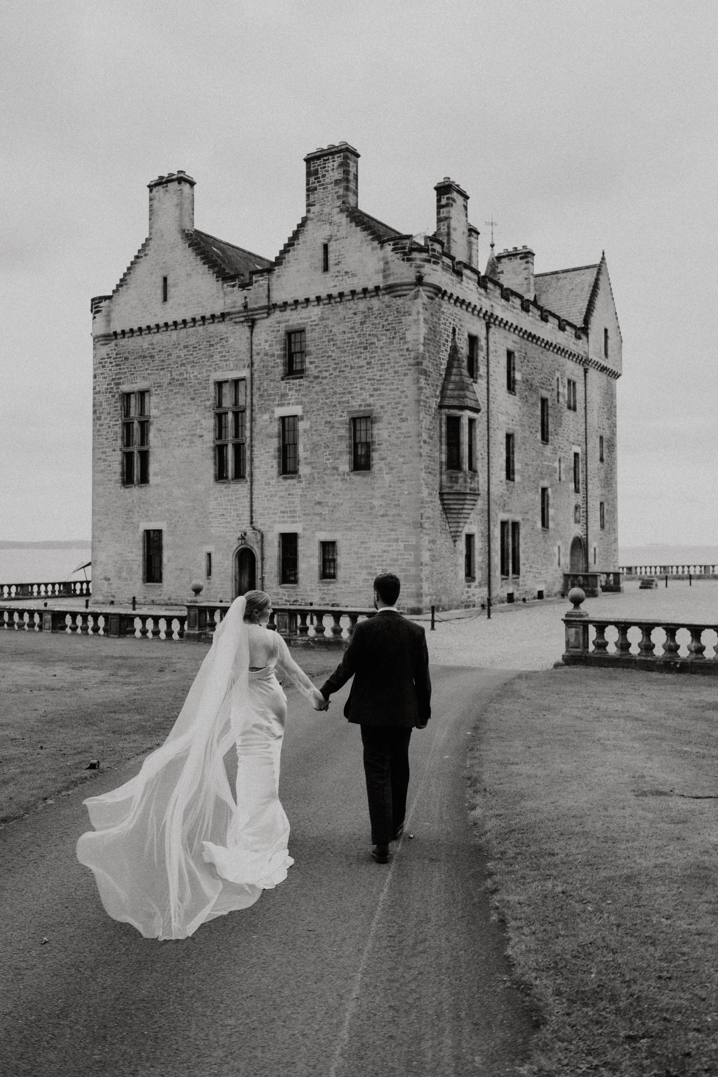 Barnbougle-Castle-Wedding-Couple-Photos-12
