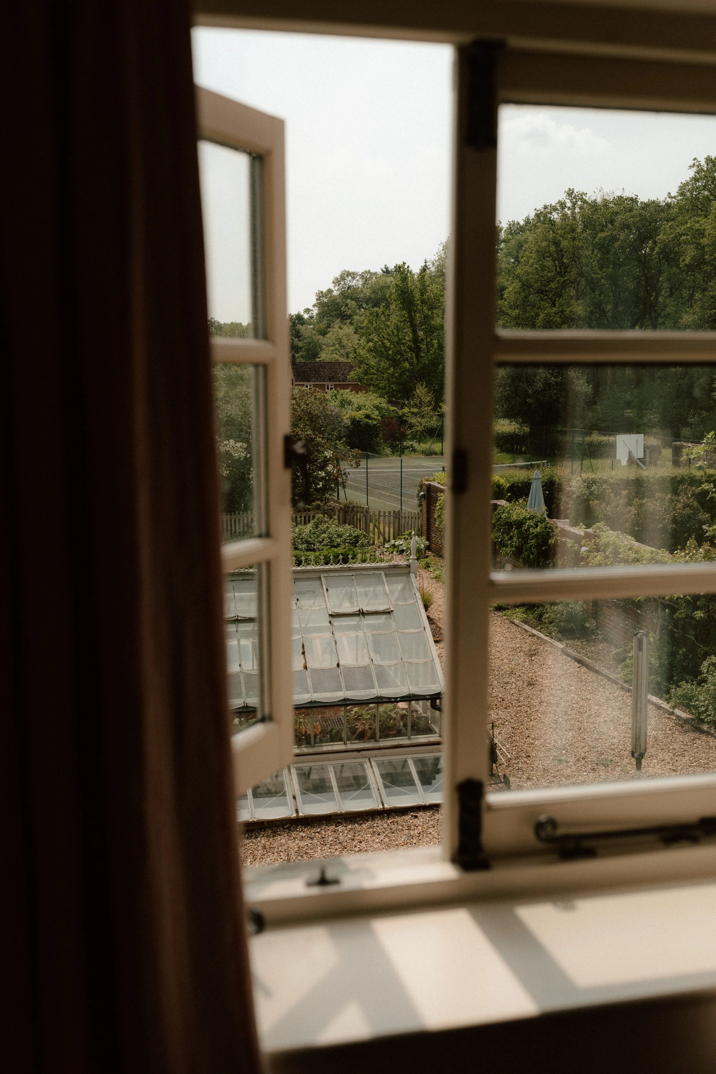 Maisie-&-Ollie-Gate-Street-Barn-Wedding-Bridal-Prep-Digital-and-Film-4.jpg