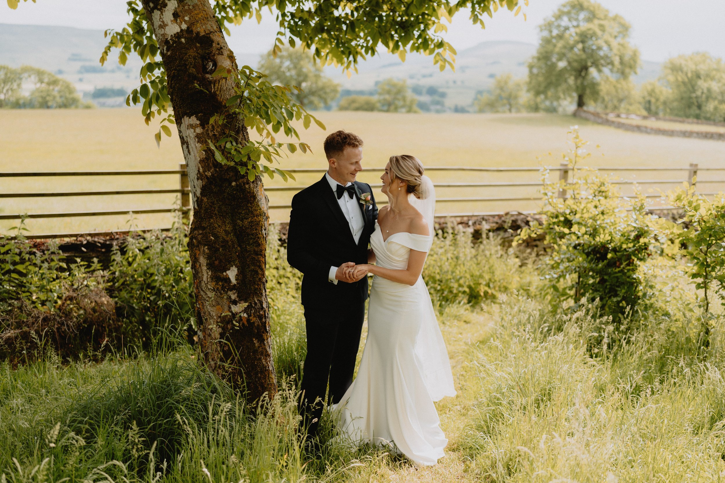 Amy-&-Will-North-Yorkshire-Wedding-Joe-Hall-96.jpg