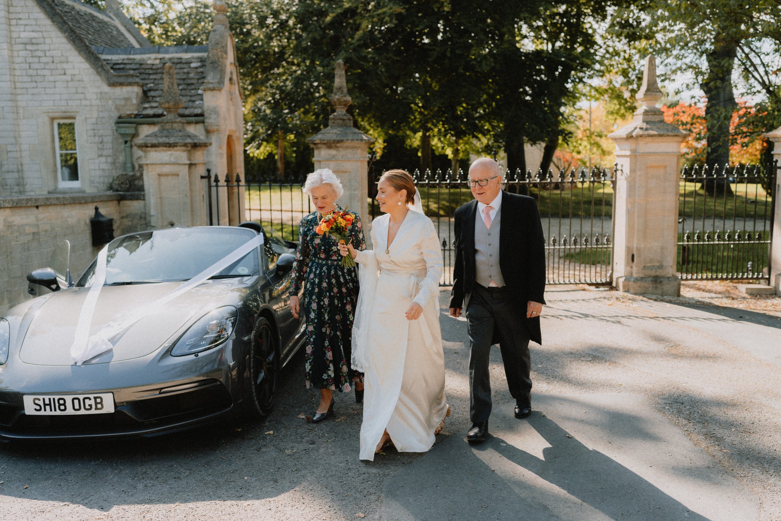 Lottie-&-Ed-Wotton-Under-Edge-Wedding-Joe-Hall-60.jpg