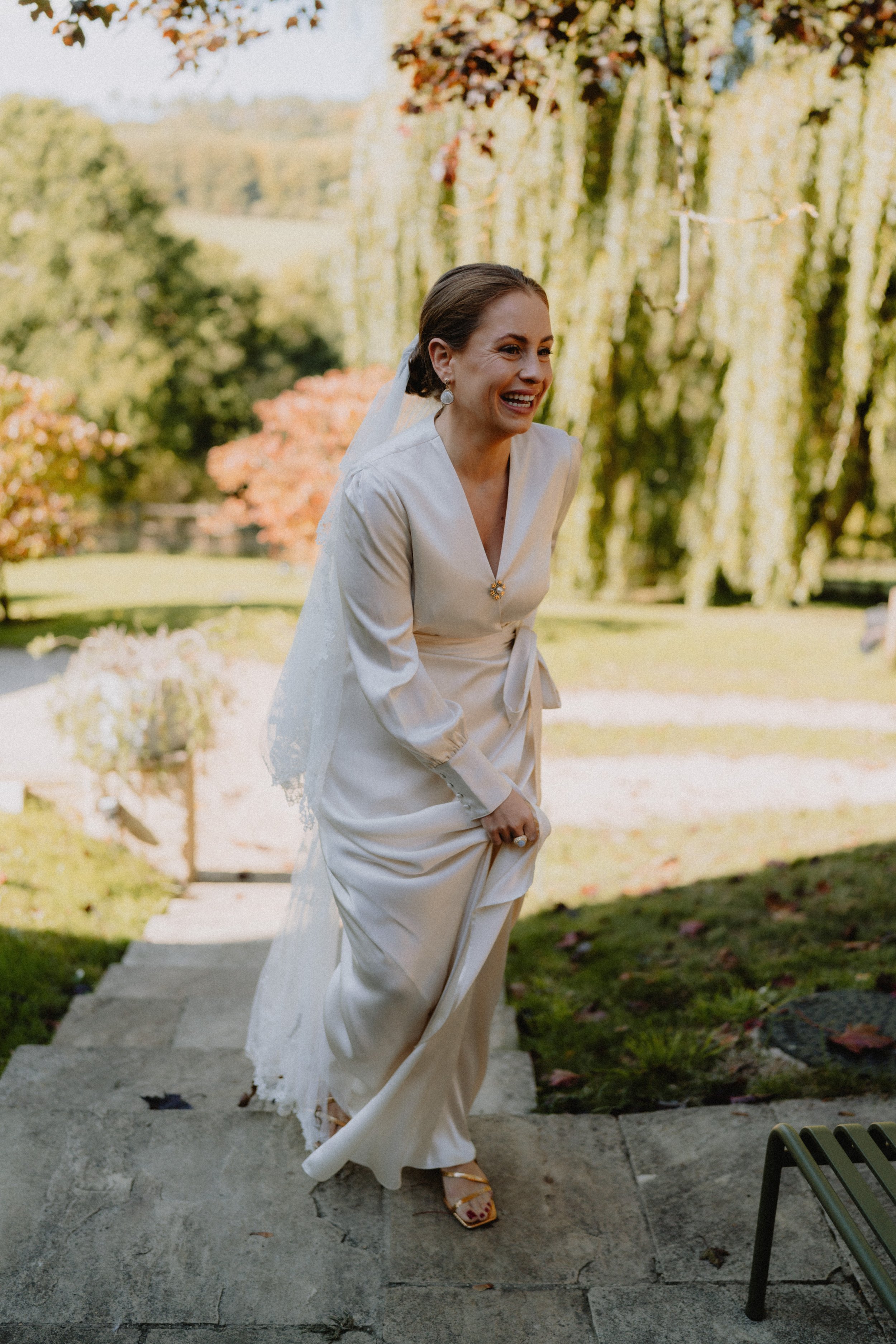 Lottie-&-Ed-Wotton-Under-Edge-Wedding-Joe-Hall-35.jpg