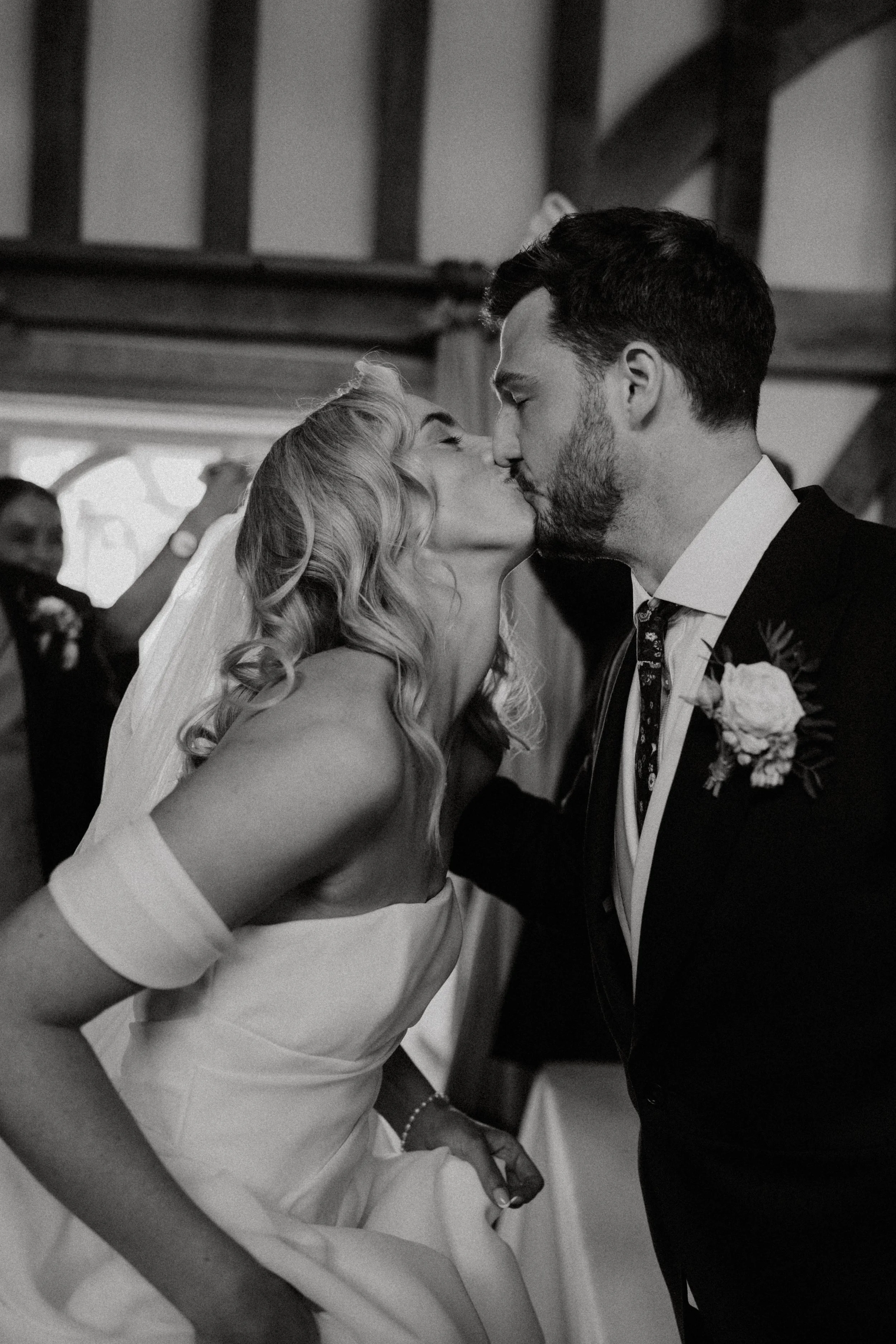Maisie-&-Ollie-Gate-Street-Barn-Wedding-Speeches-Digital-and-Film-3.jpg