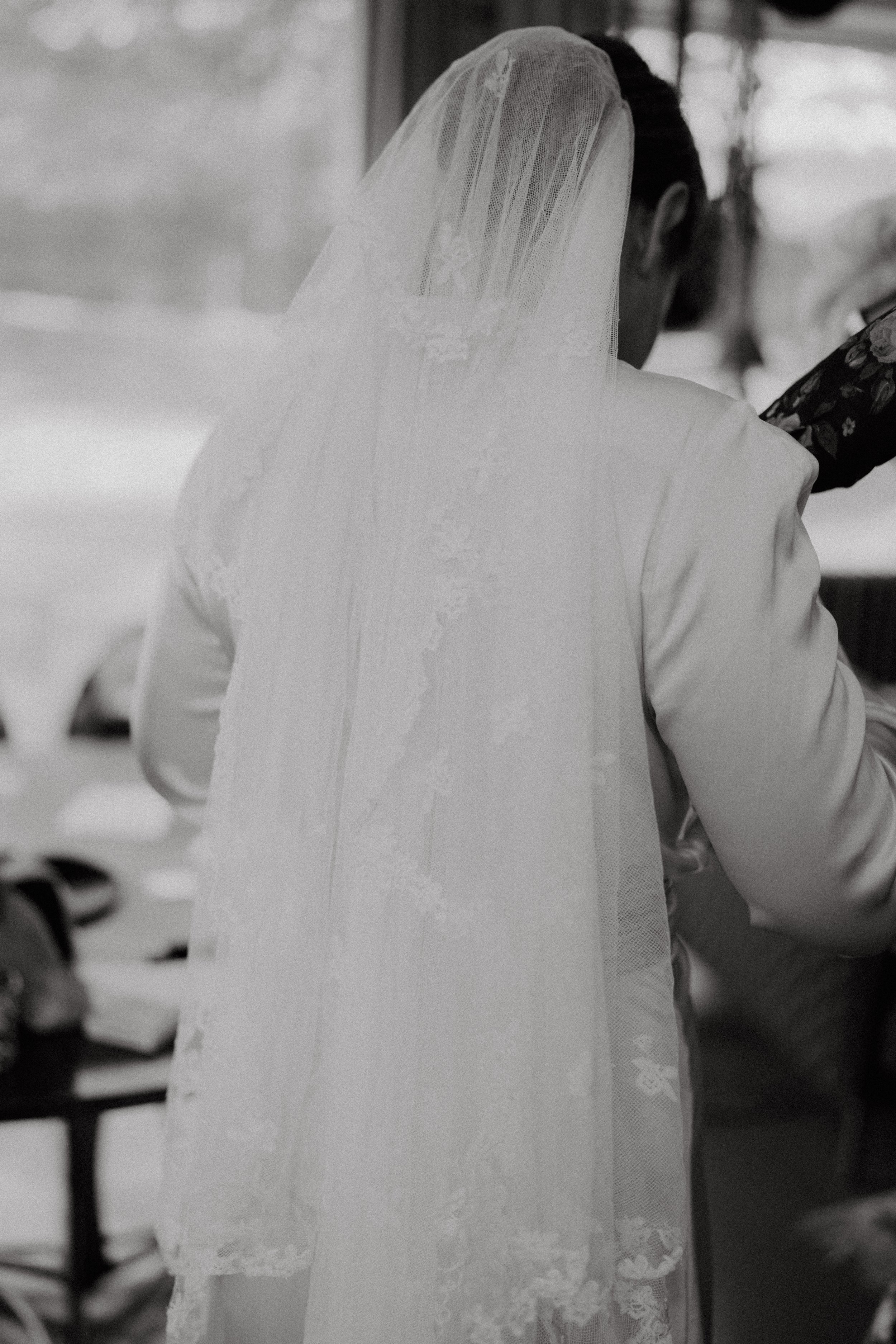 Lottie-&-Ed-Wotton-Under-Edge-Wedding-Joe-Hall-26.jpg