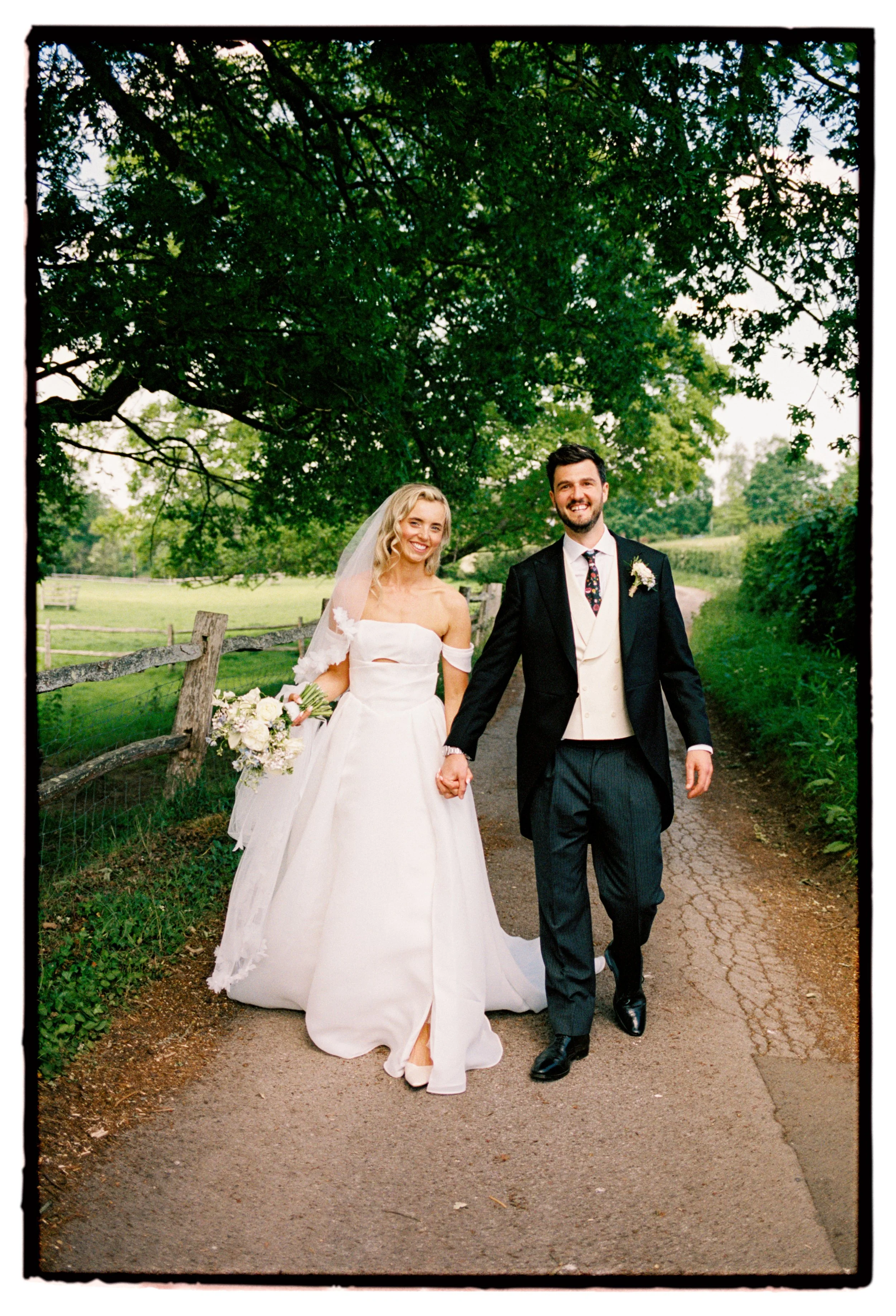 Maisie-&-Ollie-Gate-Street-Barn-Wedding-Couple-Photos-Afternoon-Digital-and-Film-8.jpg