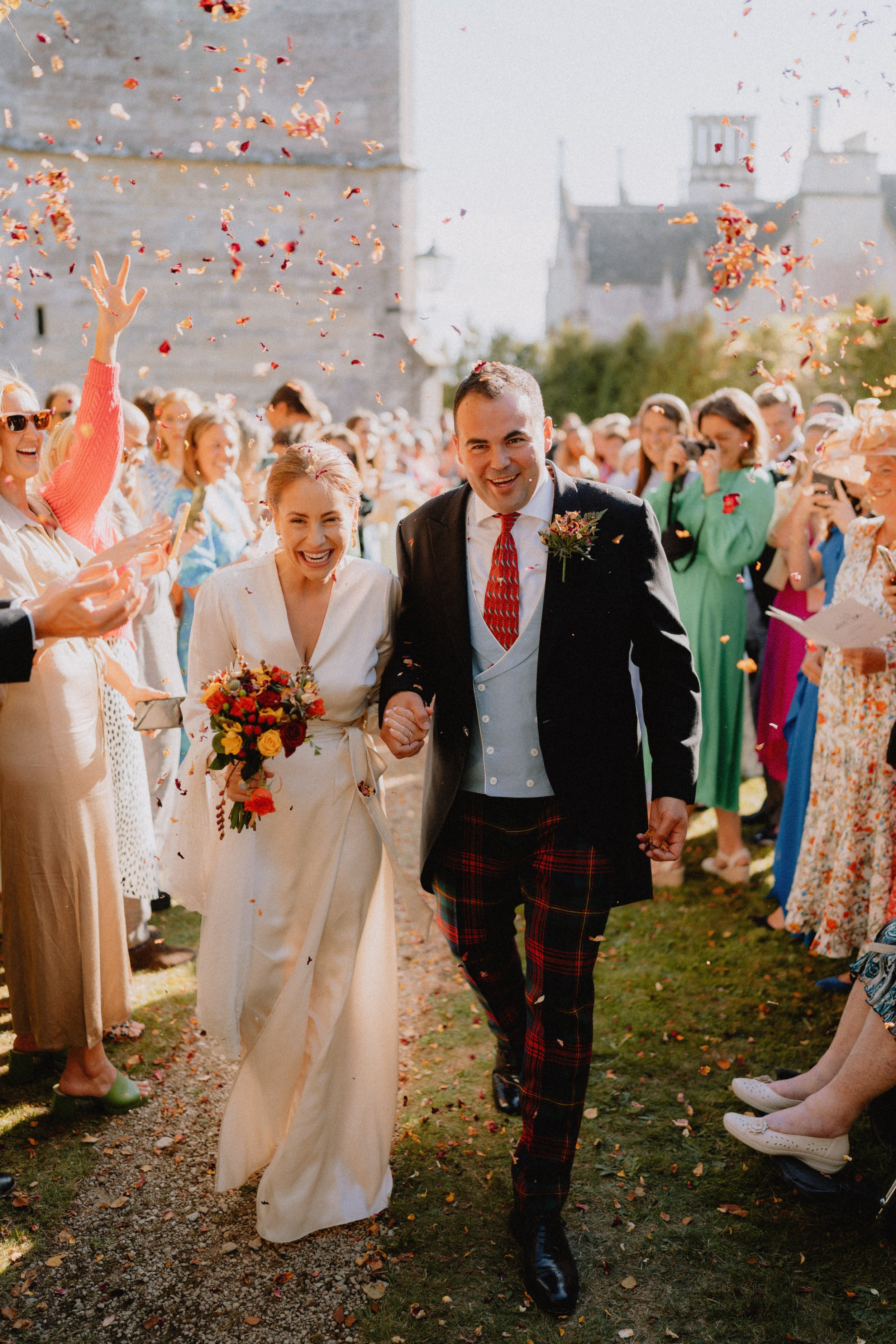 Lottie-&-Ed-Wotton-Under-Edge-Wedding-Joe-Hall-90.jpg