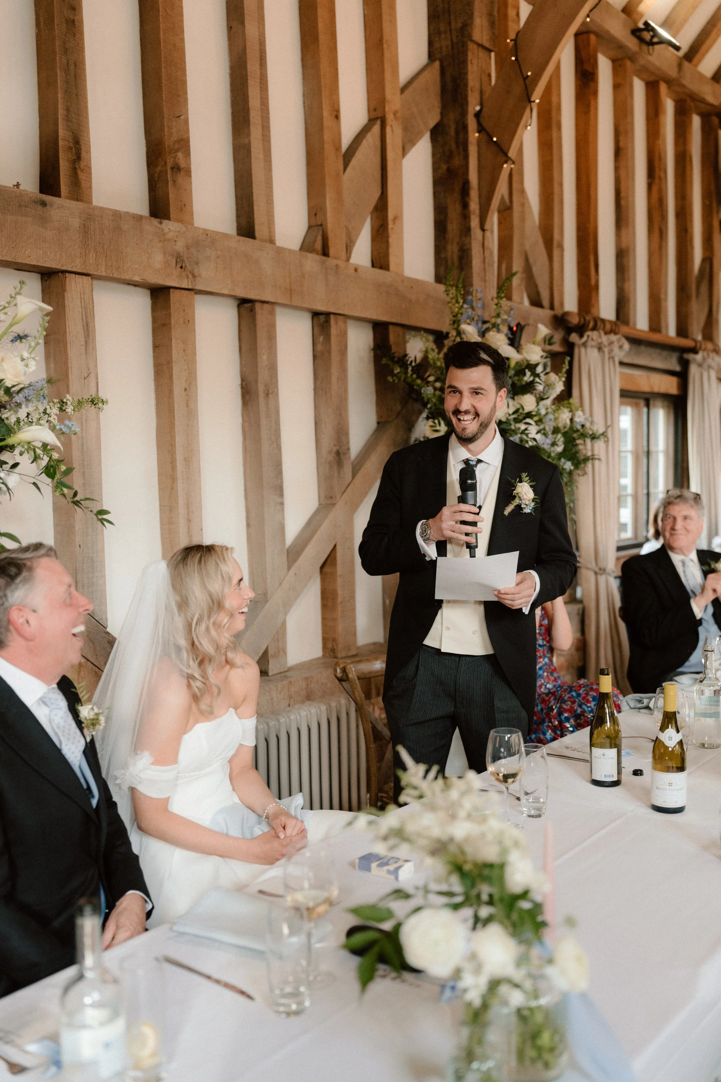 Maisie-&-Ollie-Gate-Street-Barn-Wedding-Speeches-Digital-and-Film-15.jpg