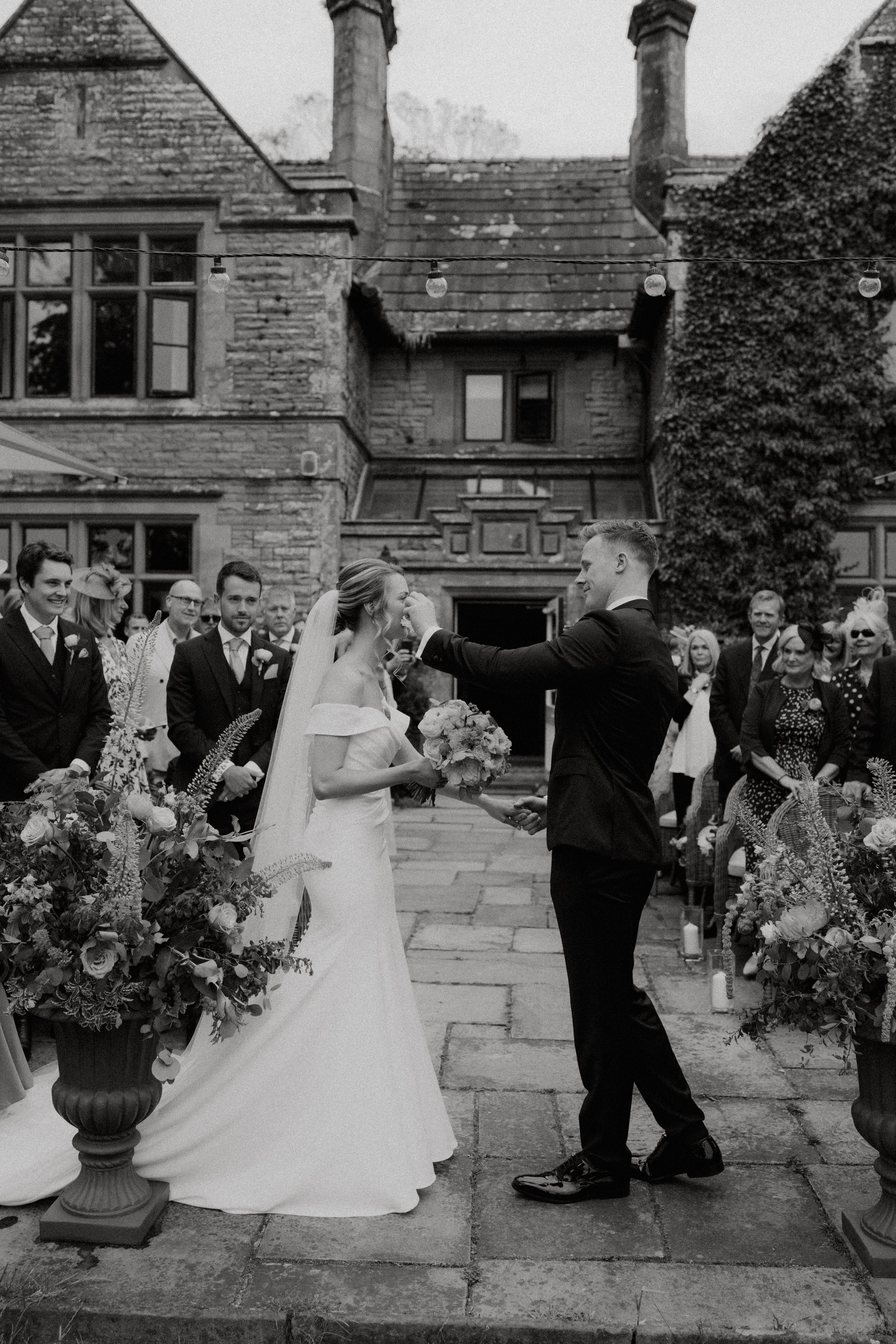 Amy-&-Will-North-Yorkshire-Wedding-Joe-Hall-49.jpg