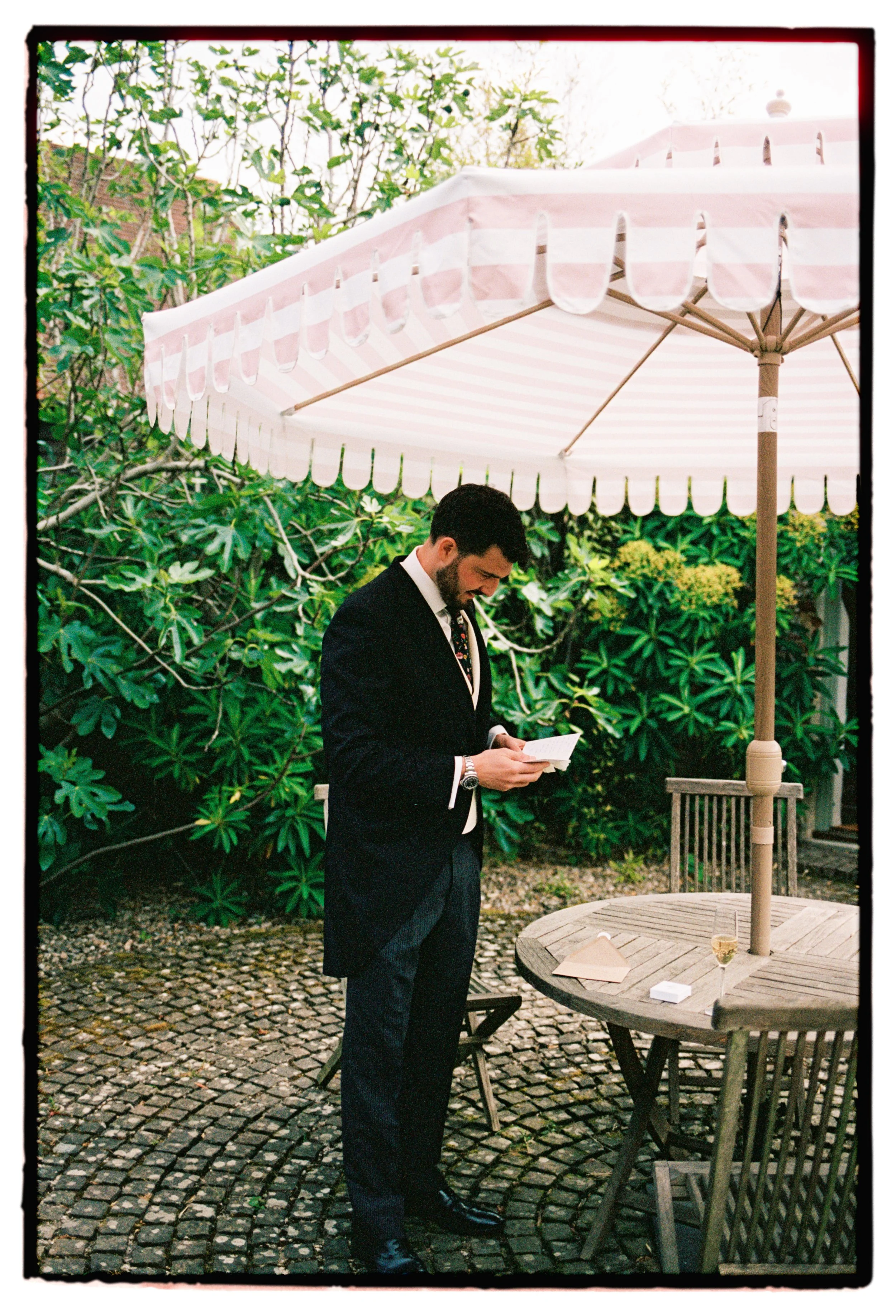 Maisie-&-Ollie-Gate-Street-Barn-Wedding-Groom-Prep-Digital-and-Film-7.jpg