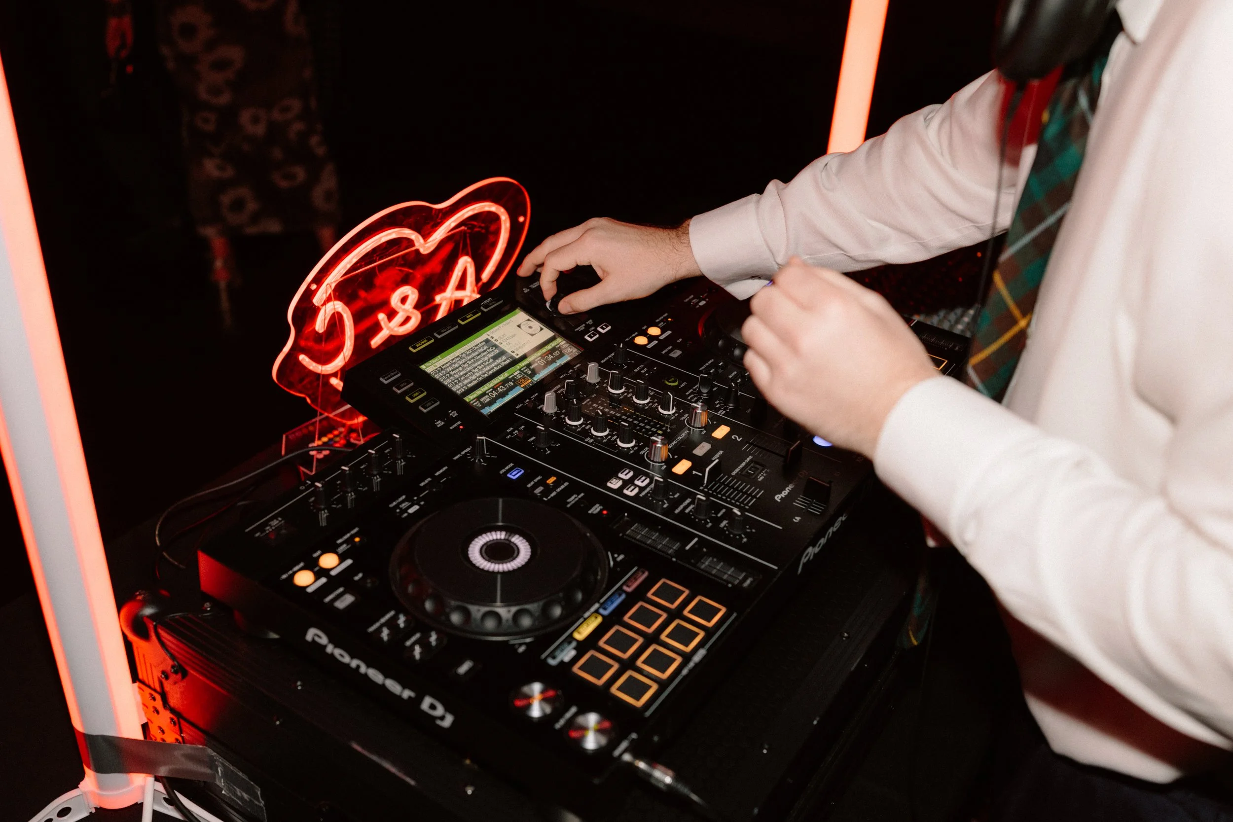 Barnbougle-Castle-Wedding-Evening-Party-4