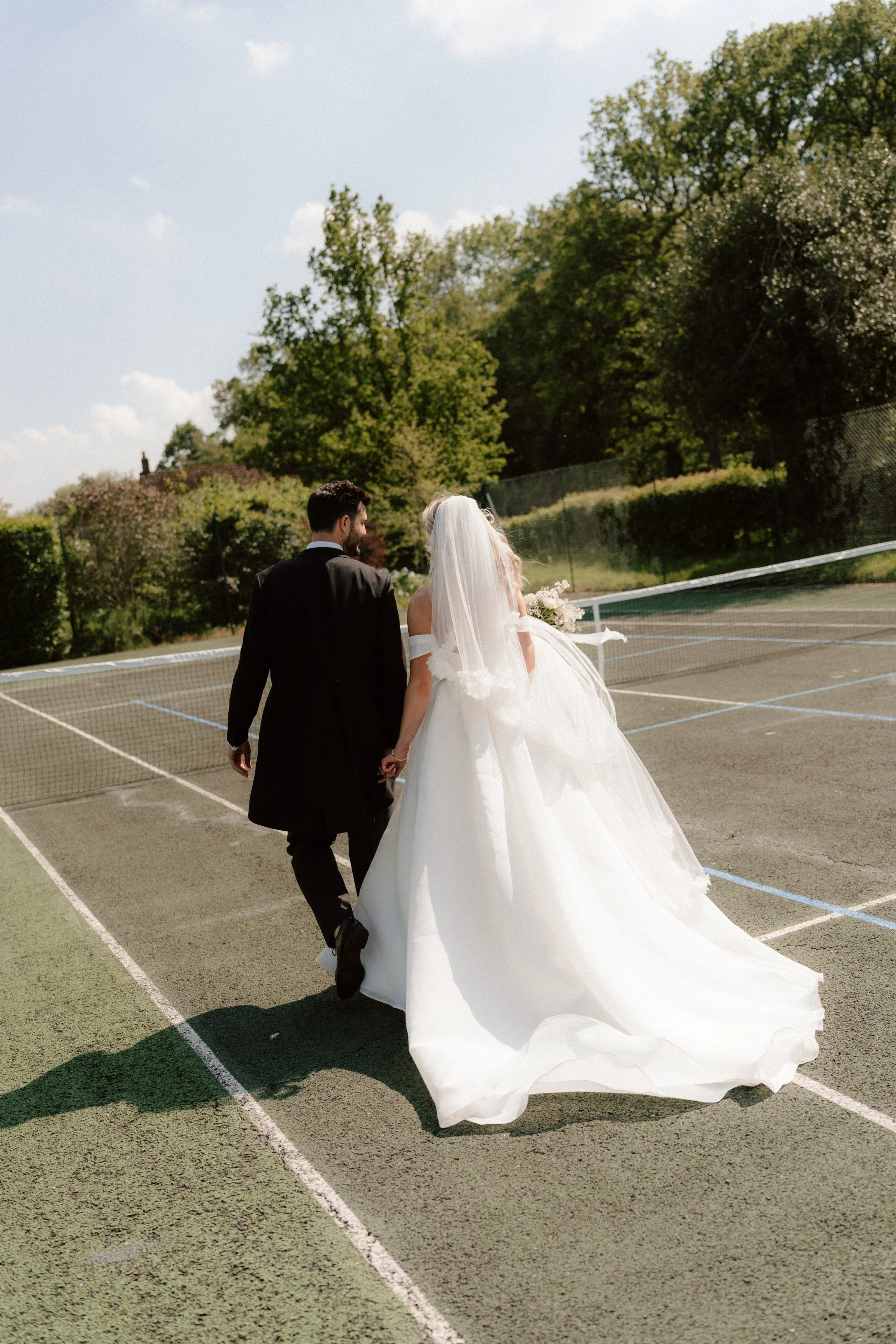 Maisie-&-Ollie-Gate-Street-Barn-Wedding-Couple-Photos-Afternoon-Digital-and-Film-7.jpg