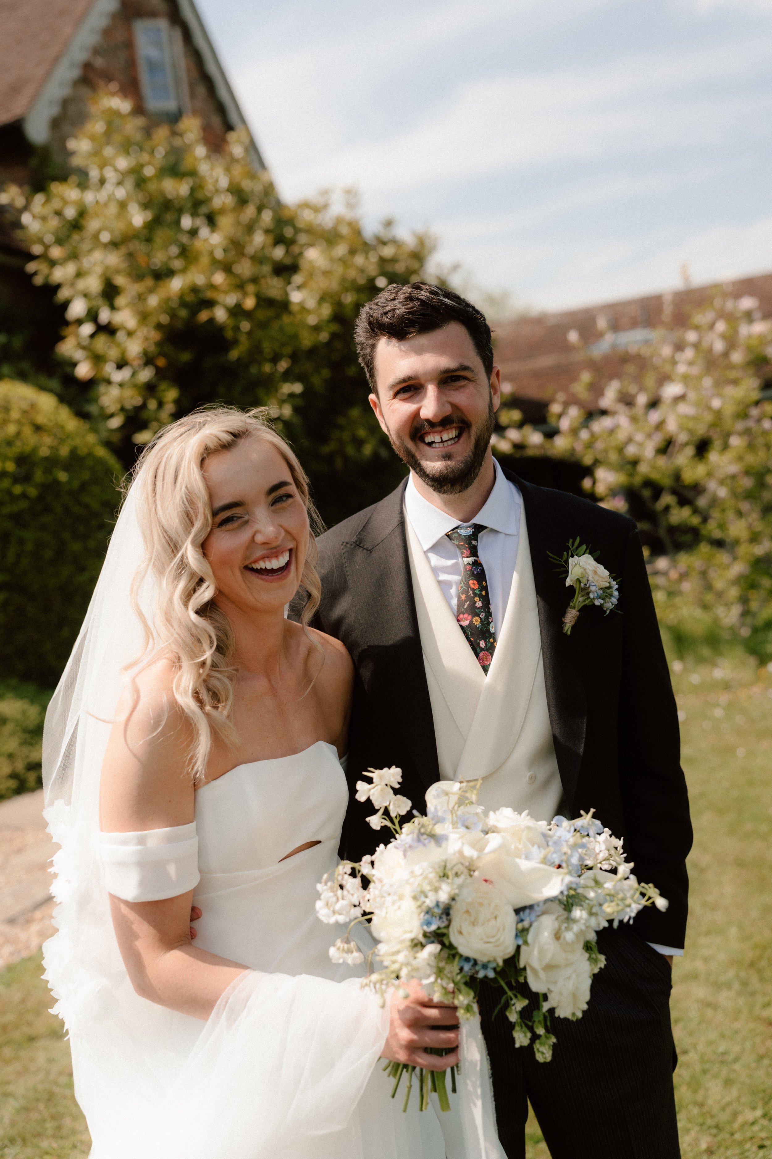 Maisie-&-Ollie-Gate-Street-Barn-Wedding-Couple-Photos-Afternoon-Digital-and-Film-3.jpg