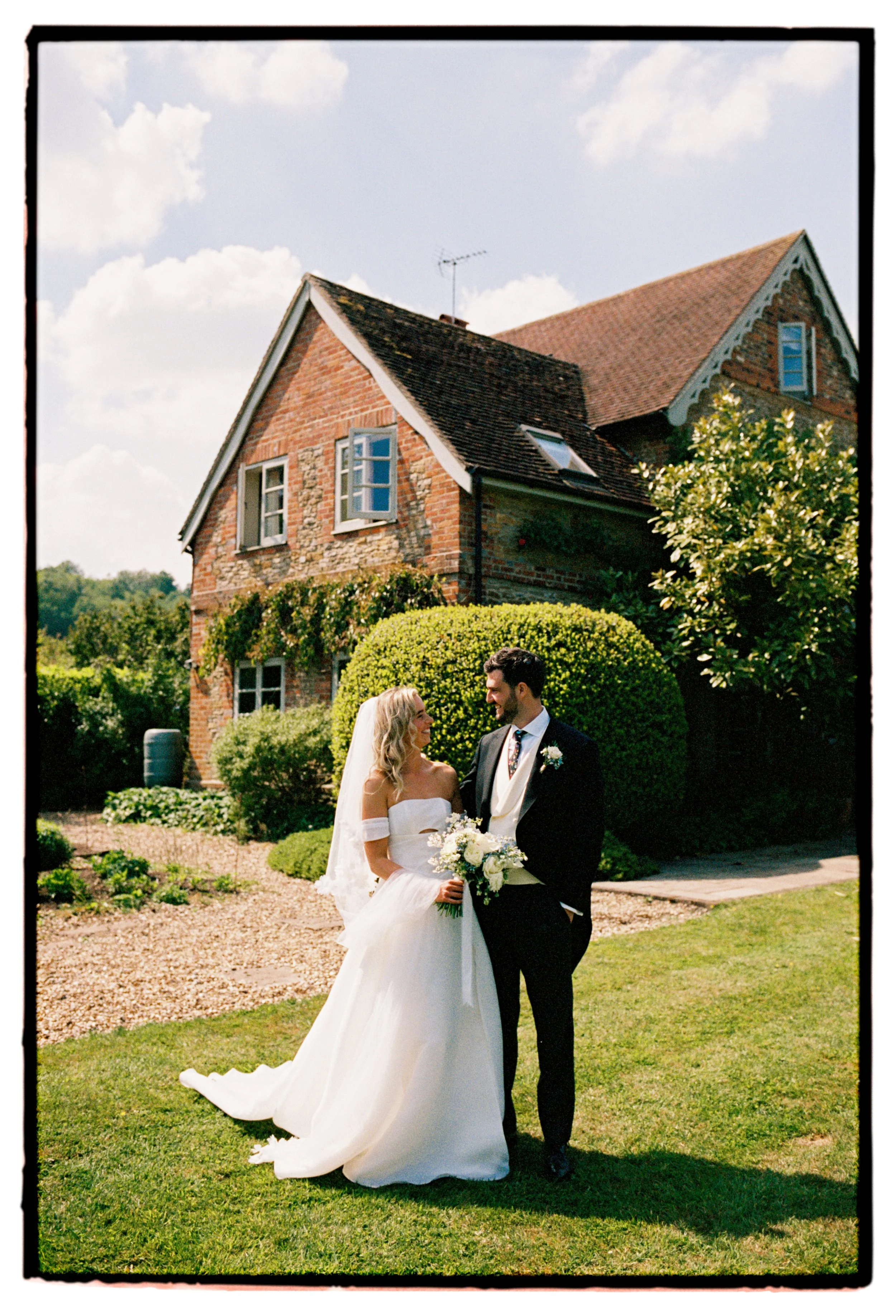 Maisie-&-Ollie-Gate-Street-Barn-Wedding-Couple-Photos-Afternoon-Digital-and-Film-2.jpg