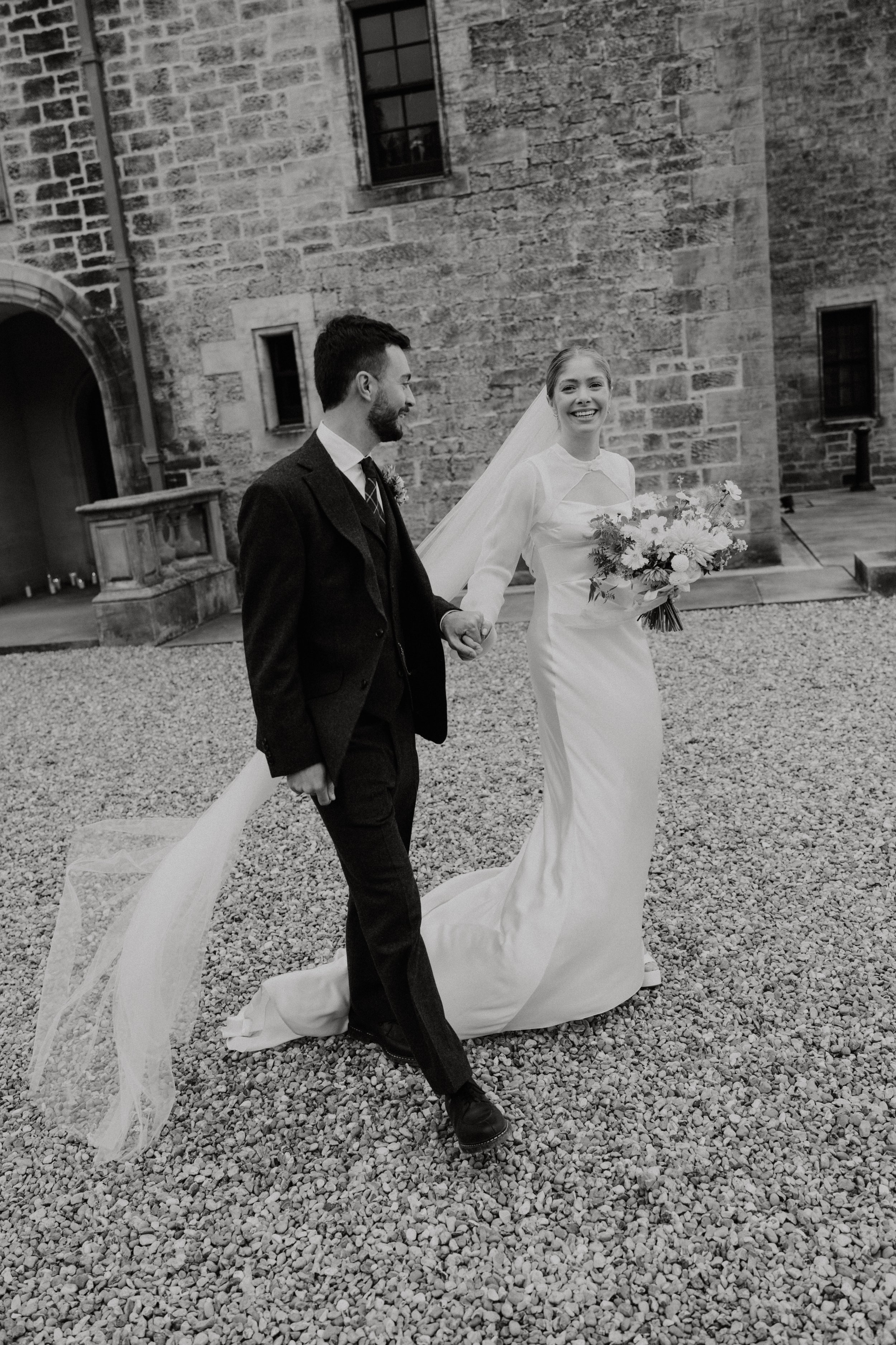 Barnbougle-Castle-Wedding-Couple-Photos-6
