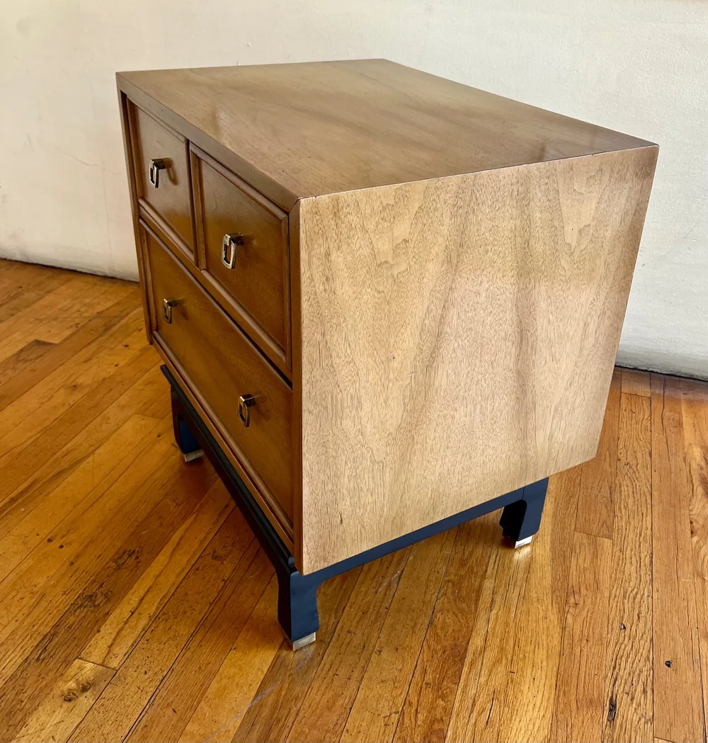 American of Martinsville Nightstand / Cabinet Hollywood Regency 
