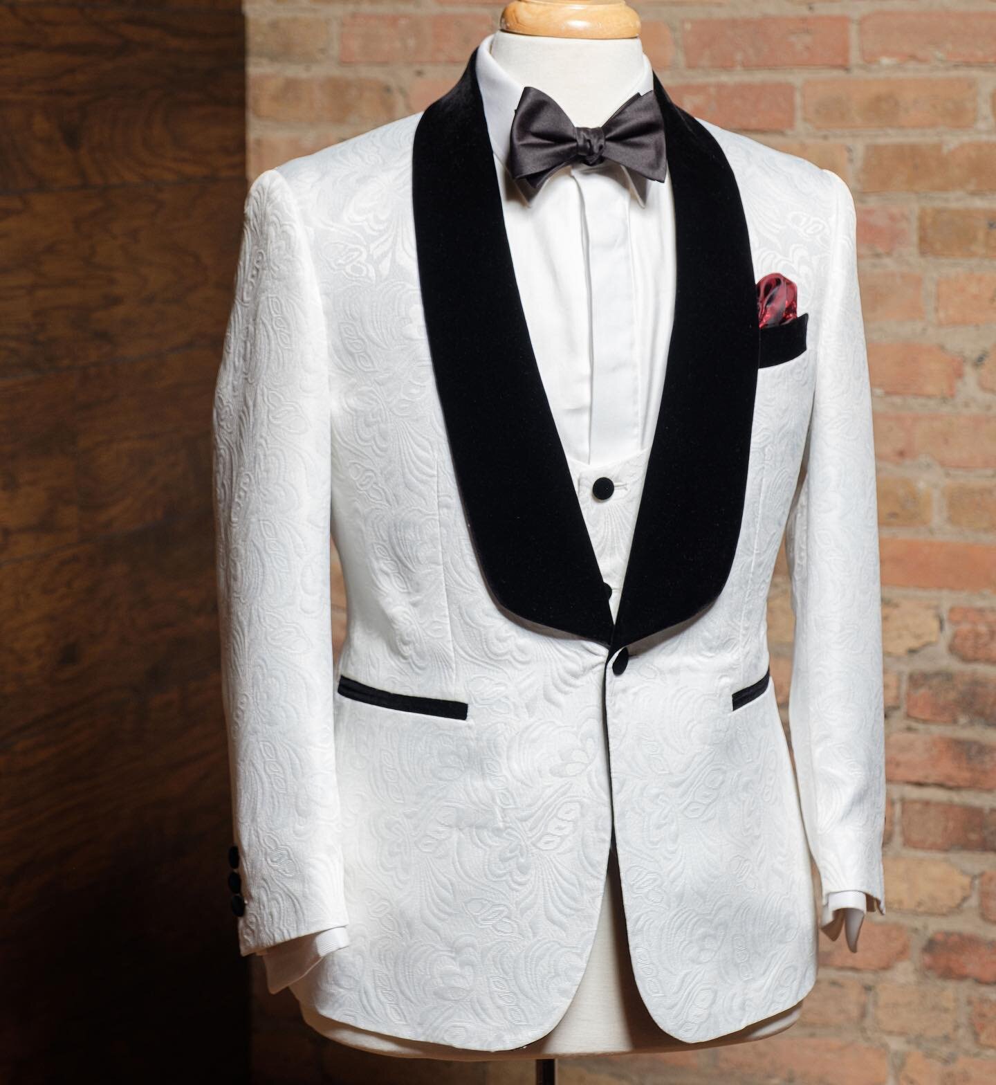 As wedding season approaches, it's time to start thinking about that perfect Tuxedo. 

At Alessandro Pir&egrave;s we take pride in making sure our grooms look perfect for their special day. 
As we walk you through the process of designing your perfec