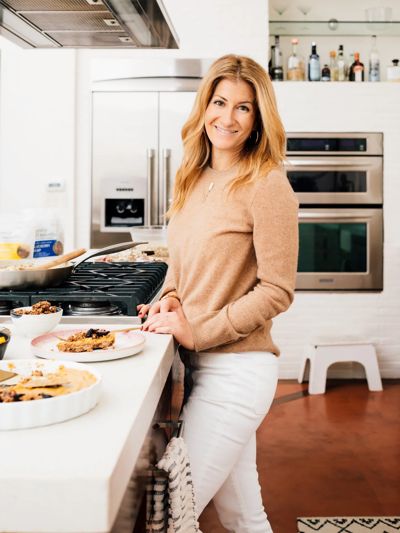 Elizabeth Stein, founder of Purely Elizabeth, photographed by Jonas Jungblut.