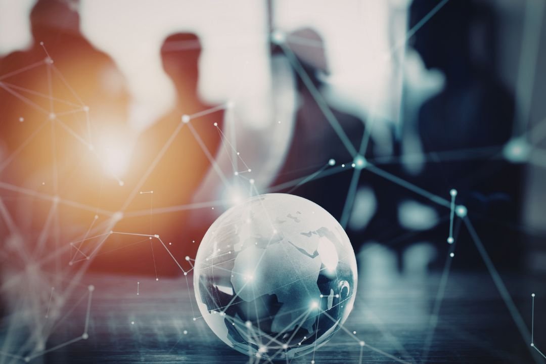 Lead the Distance: How Science Leaders Build Clarity &amp; Trust Across a Global Matrix