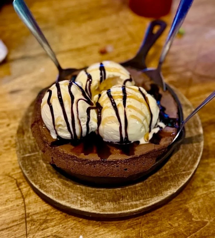 Reminder that New Year&rsquo;s resolutions don&rsquo;t start til January... December is for brownie skillets.