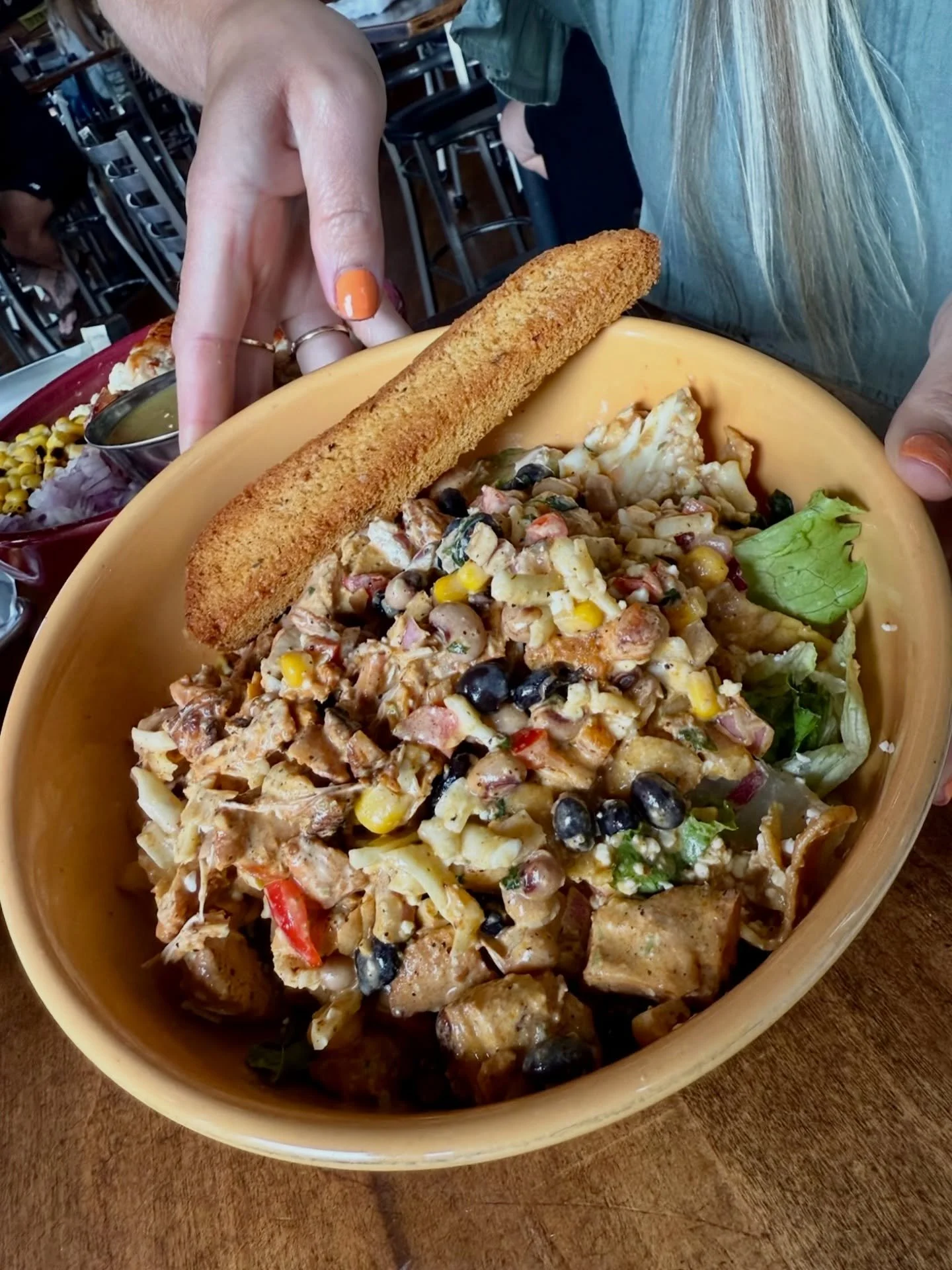 Yesterday was for sliders and beer. Today is for salad. 🥗