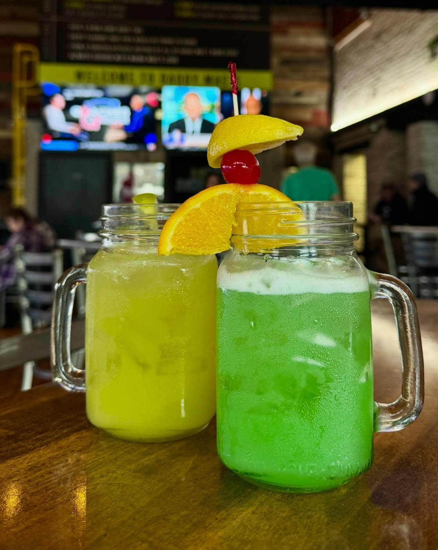 Treat yourself to a night out on the town before it gets busy this weekend! We&rsquo;ve got St. Patrick&rsquo;s Day drink specials, late night food, and karaoke with @avllyric2 starting at 8pm tonight. 🎤
