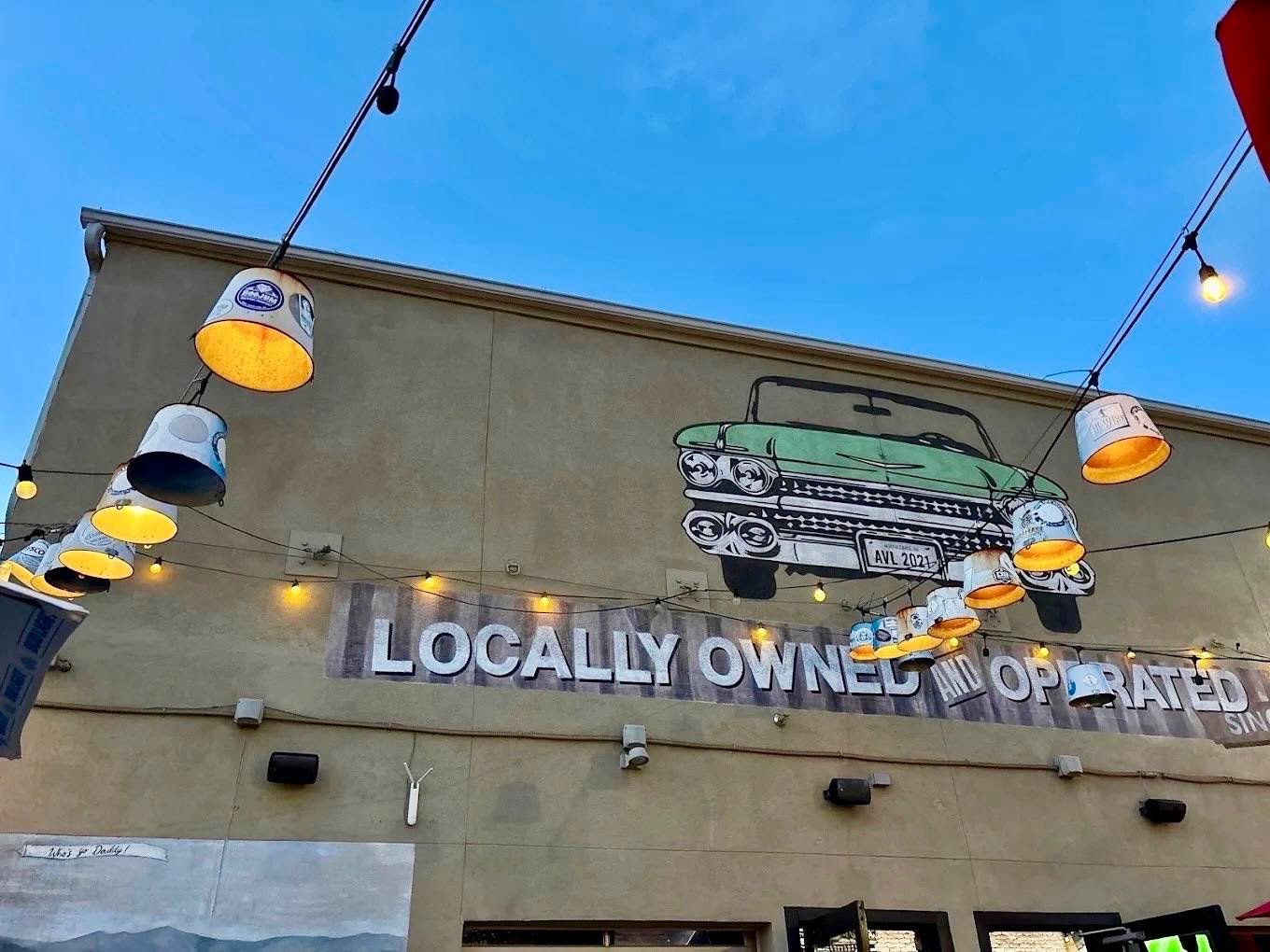 Asheville, we're coming in hot for Labor Day weekend 🔥
 
⚾️ Hang out with us after the last few @ashevilletourists games. We're only a 7 minute walk from the stadium. 
 
🌮 Papi Macho is blessing us with 2 tacos for $8 (chicken, pork, or veggies) al