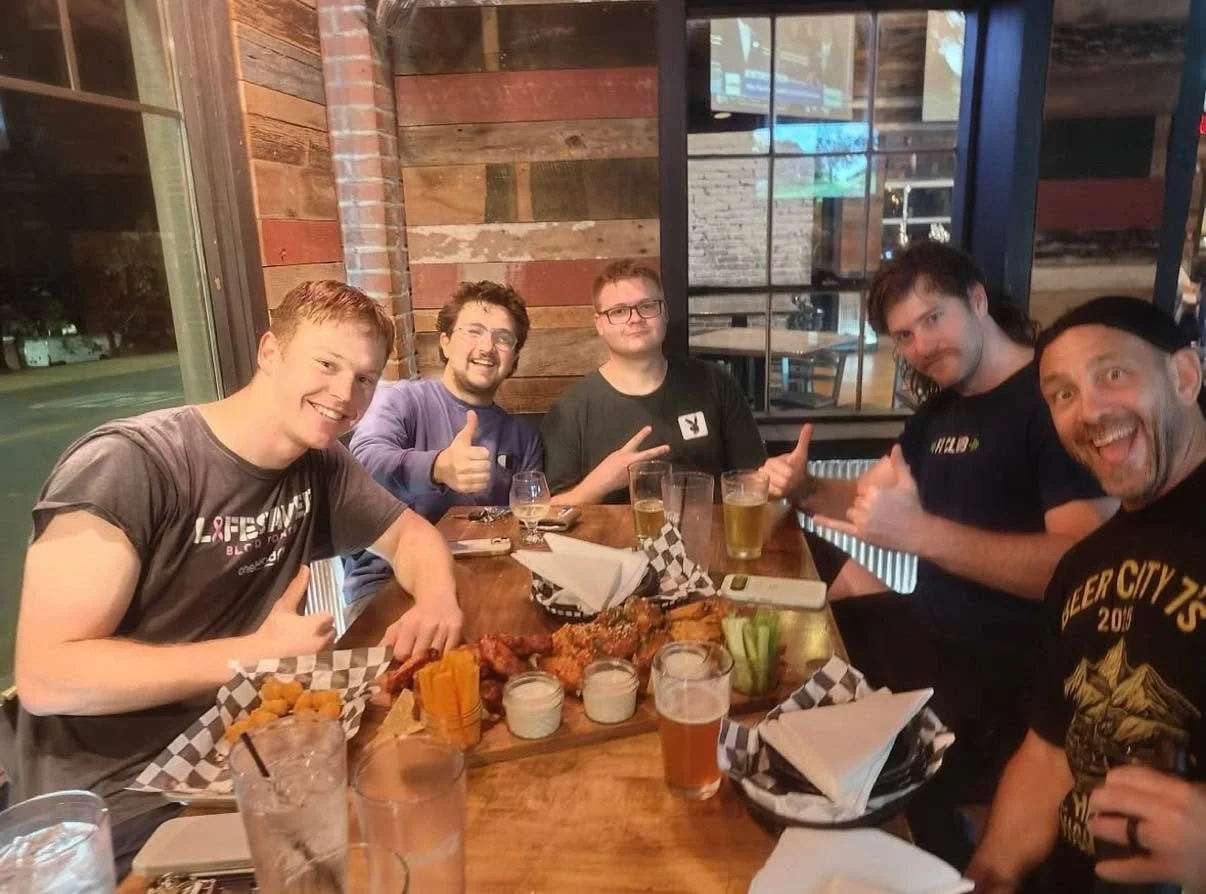 Grab the crew and head into Daddy Mac's for the weekend!

⚾️ MLB World Series 
🏈 College Football &amp; NFL 
🍸 New fall cocktails
🍹 Bloody Mary Bar in a Jar &amp; $6 Mimosas on Sunday 
🍔 Full food menu available until midnight on Friday &amp; Sat