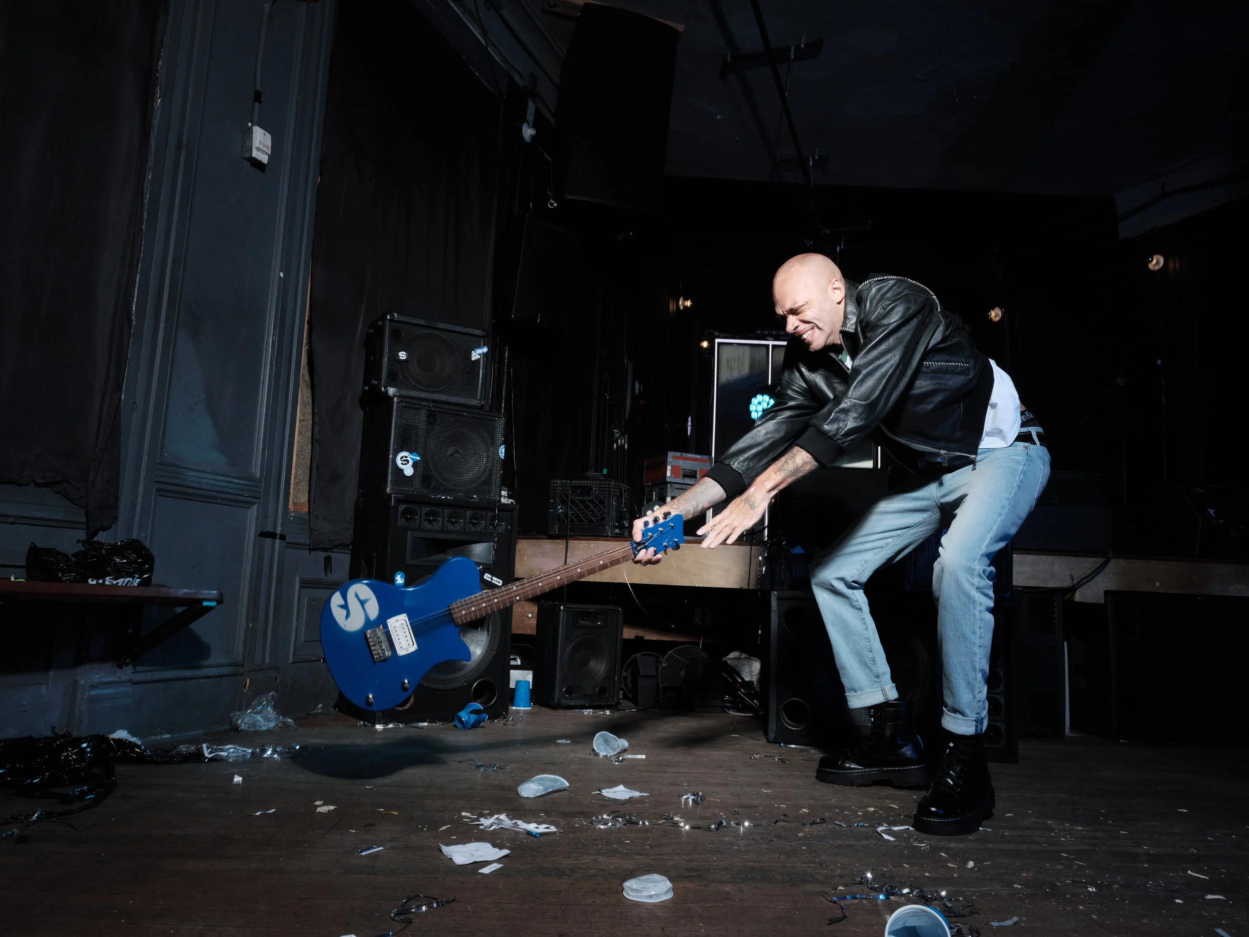 SMASH_GUITAR_0051.jpg