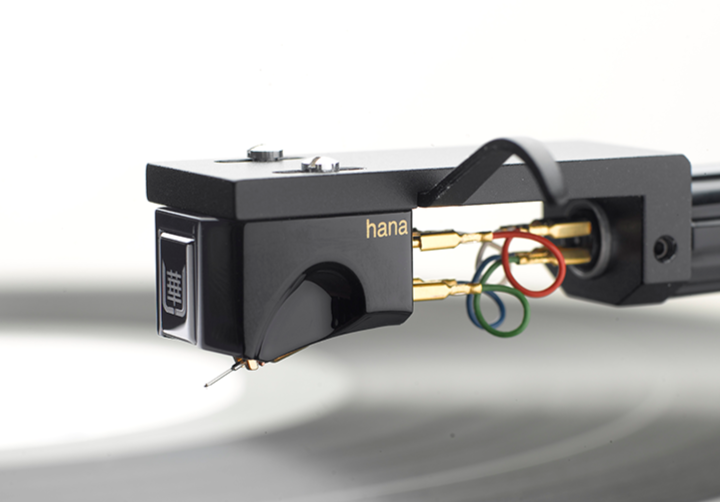 hana-umami-black-on-headshell-800h.png