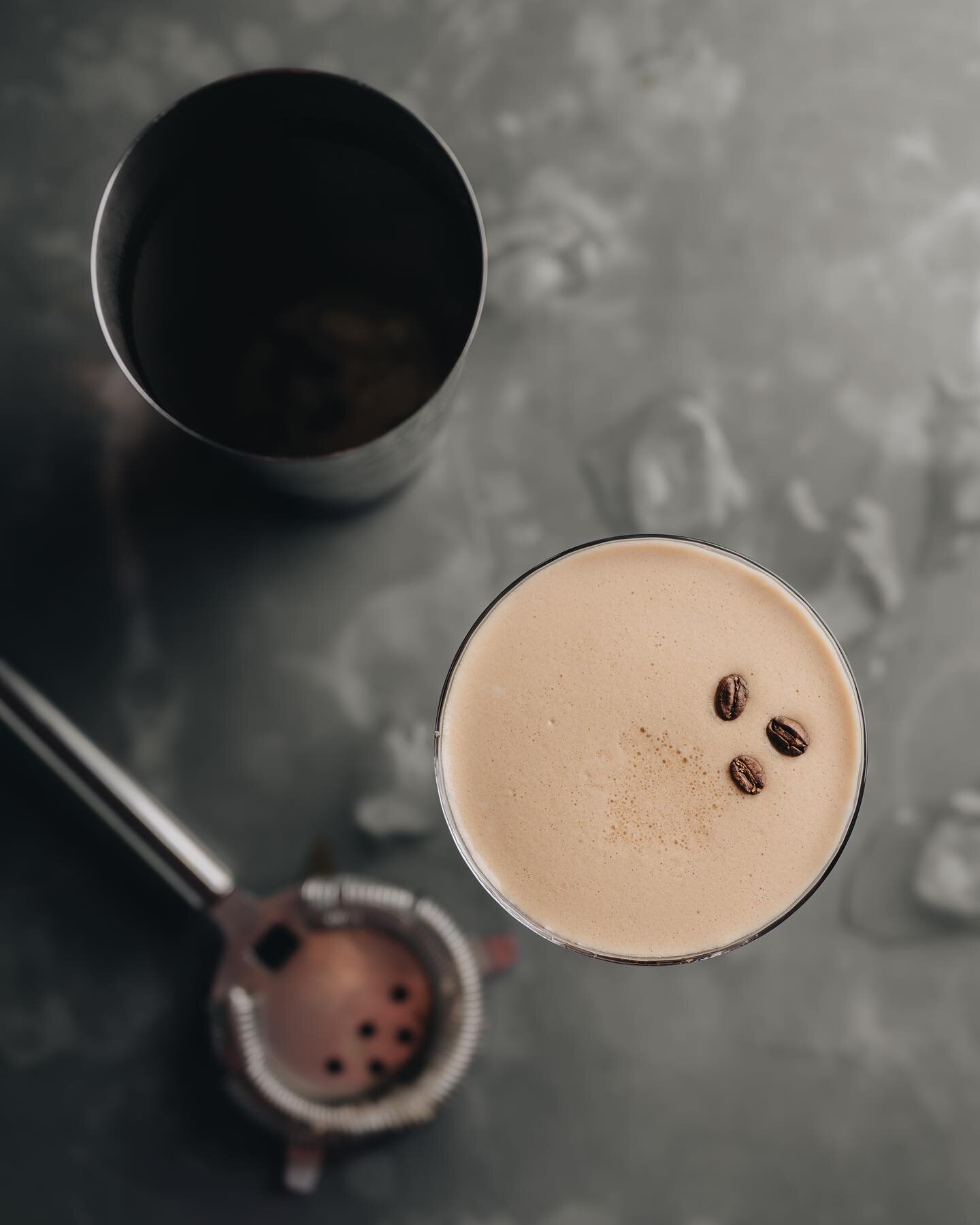 We&rsquo;re dreaming of the weekend already with our delicious espresso martinis! There are tables available in Brigg for Saturday evening dining so why not treat yourself to our mouthwatering small plates, or a perfectly cooked steak for date night