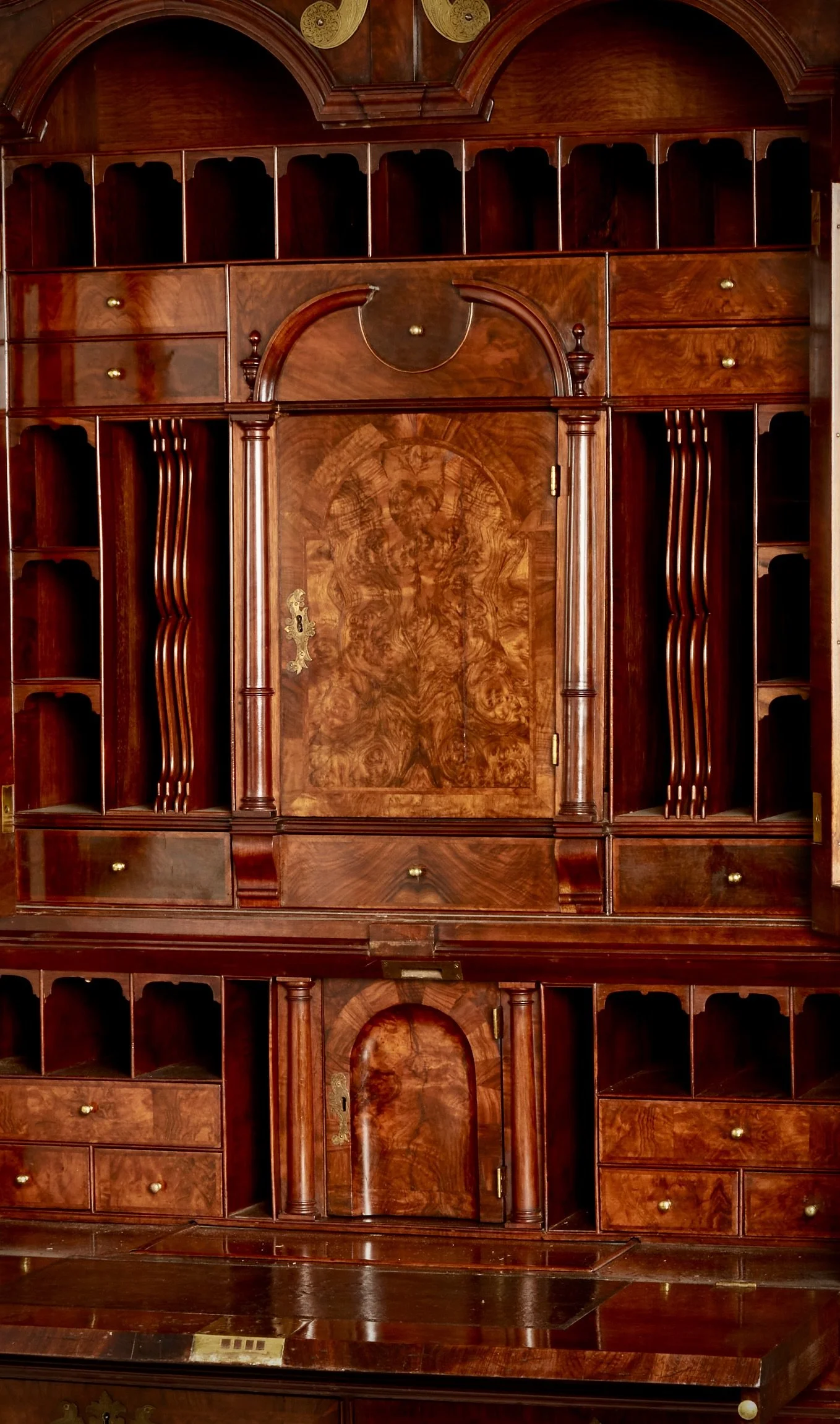 Tall-desk-56441 copy.jpg