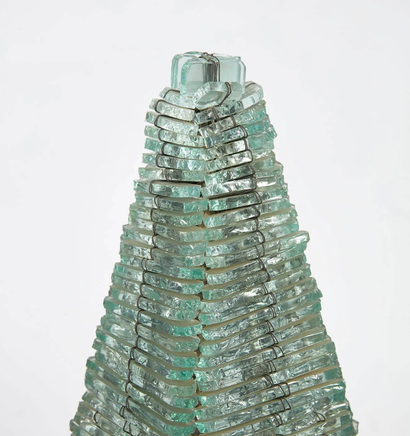 Glass-Pyramid-51357.jpg (Copy)