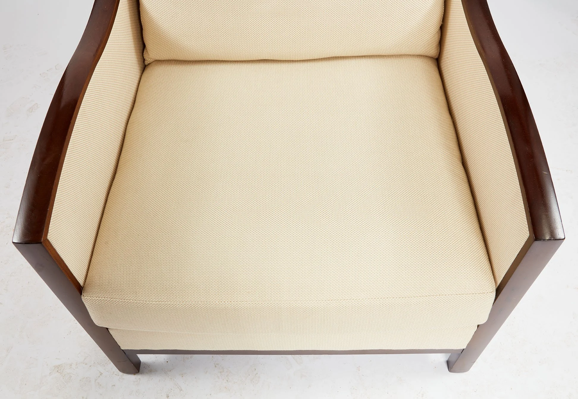 Holly-Hunt-Chair-Oair-51116.jpg